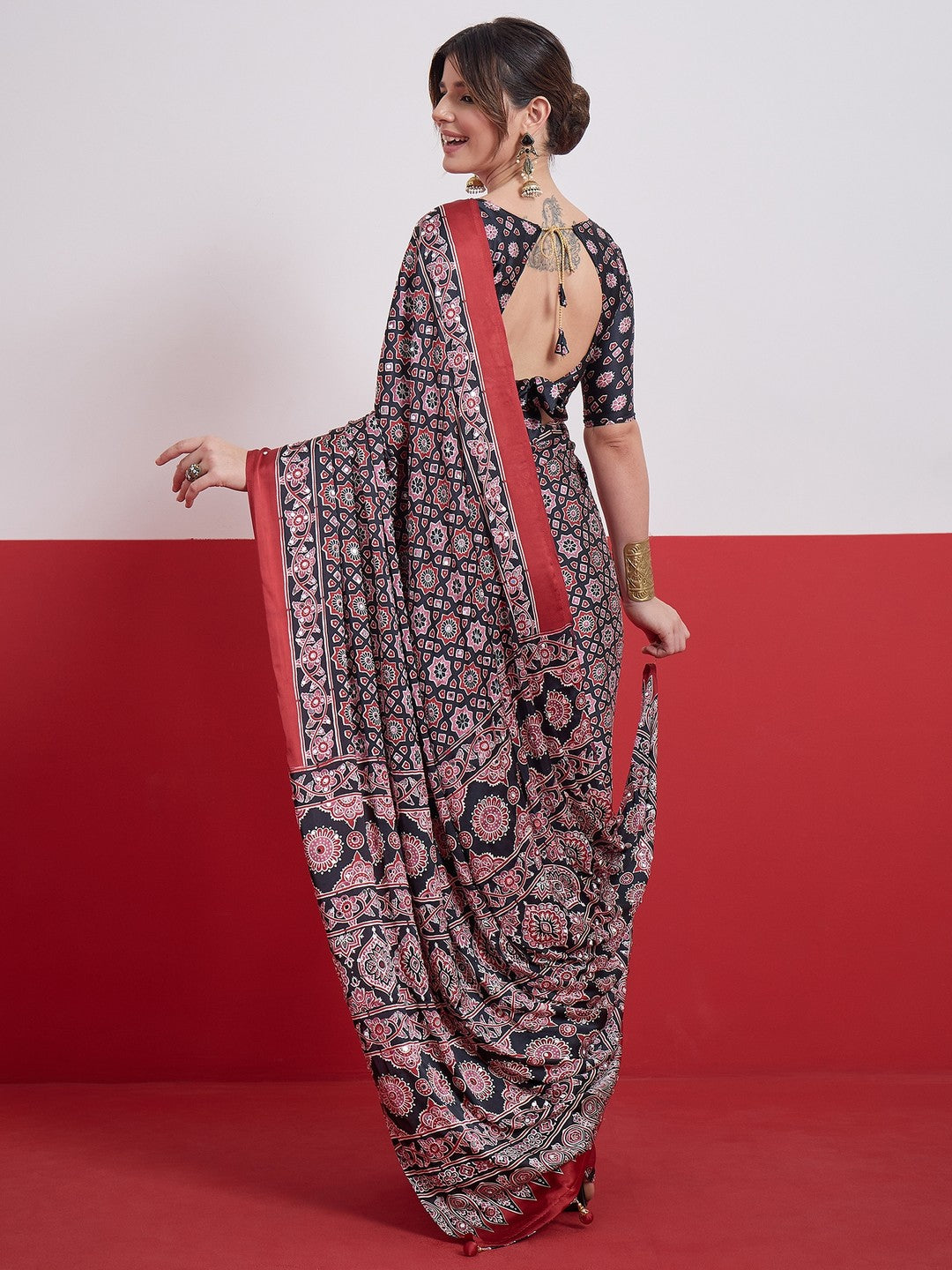 Peachmode Black Semi Modal Saree with Mirror Work - Image 3