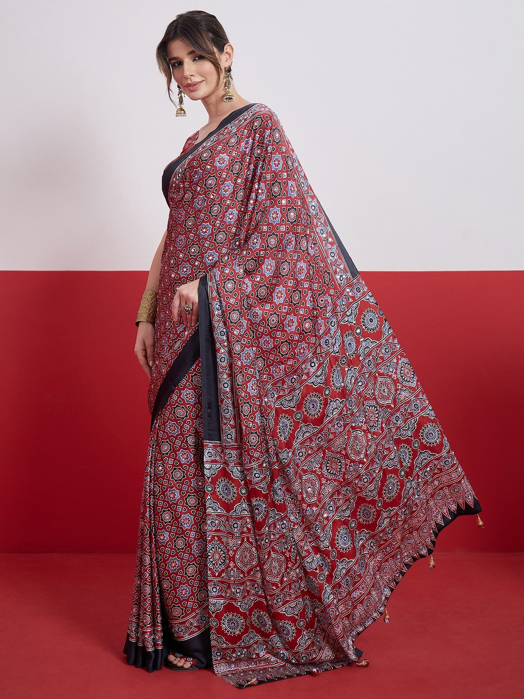 Peachmode Red Semi Modal Saree with Mirror Work - Image 5