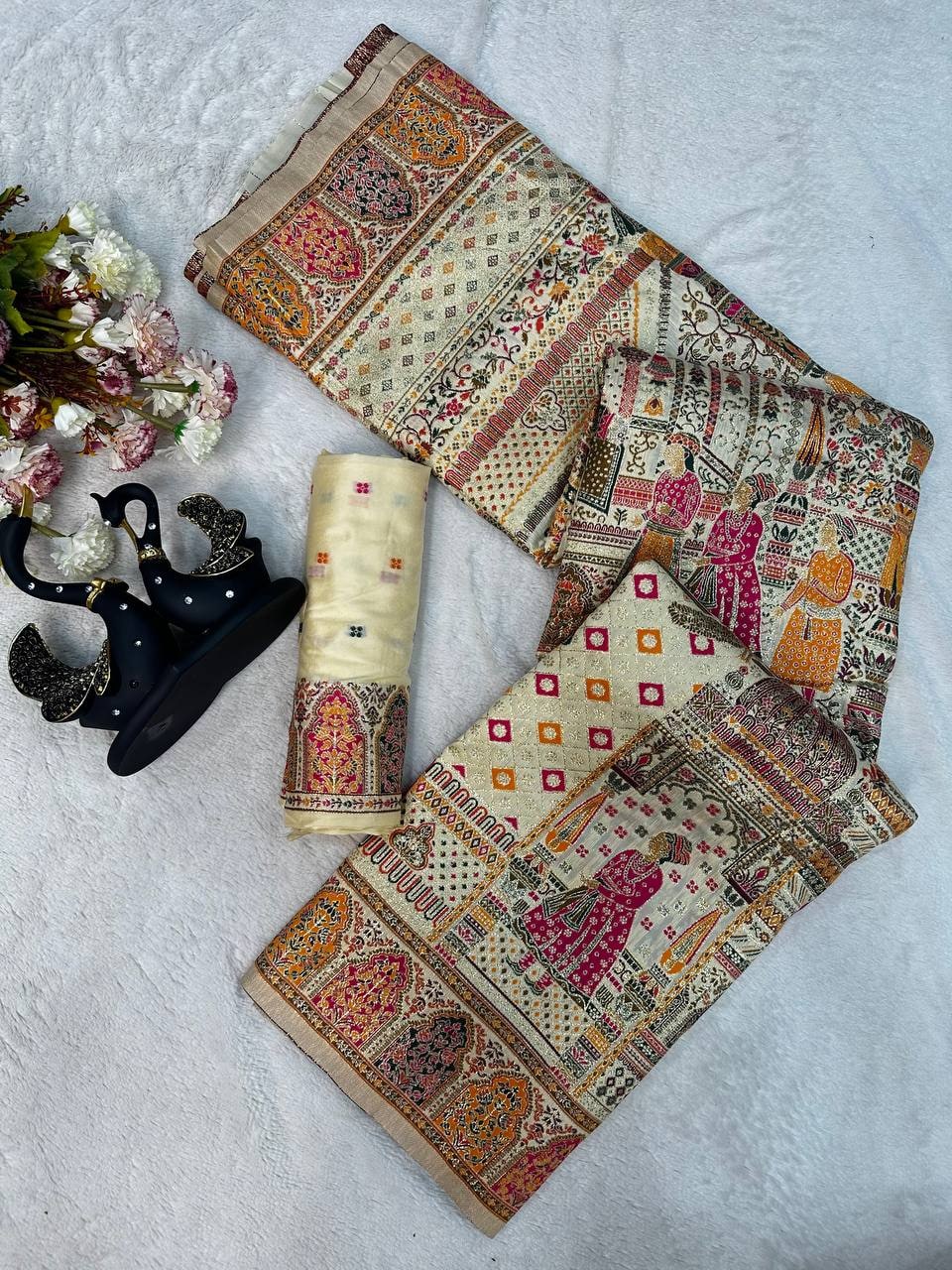 Peachmode Beige Rajwadi Pashmina Silk Weaving Saree - Image 5