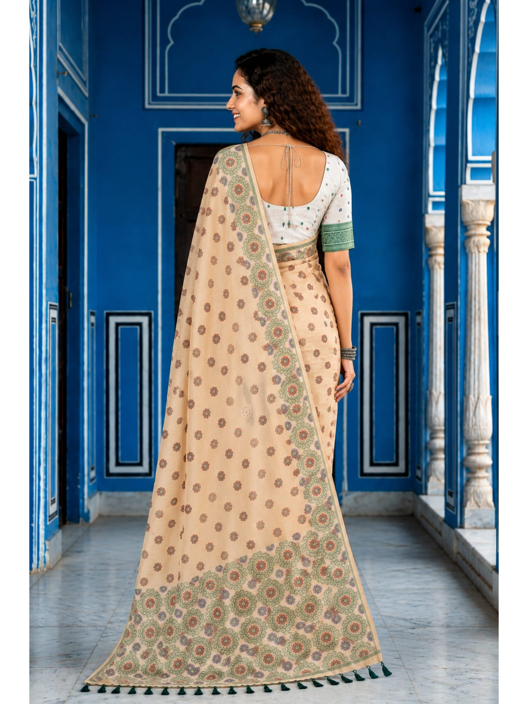 Peachmode Beige Cotton Blend Aananya Saree - Image 4
