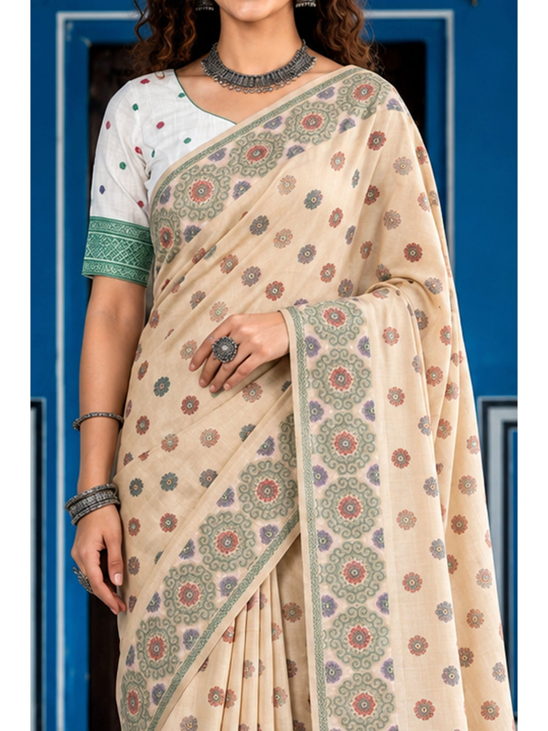 Peachmode Beige Cotton Blend Aananya Saree - Image 5
