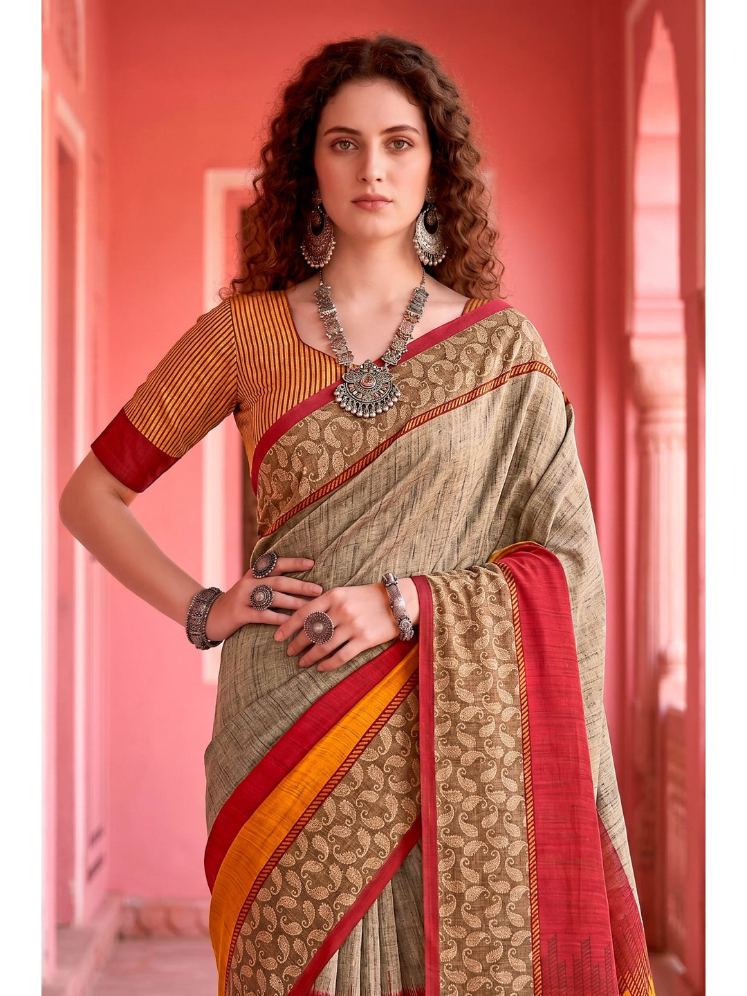 Peachmode Grey Cotton Blend Aaradhya Saree - Image 2