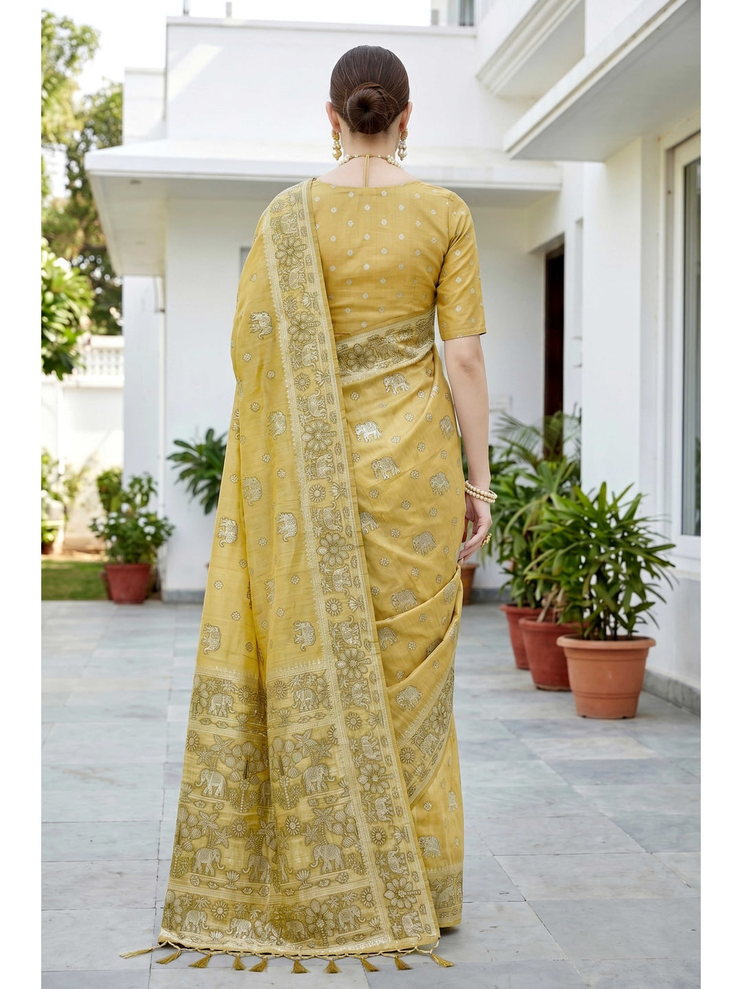 Peachmode Yellow Cotton Blend Aarna Saree - Image 4