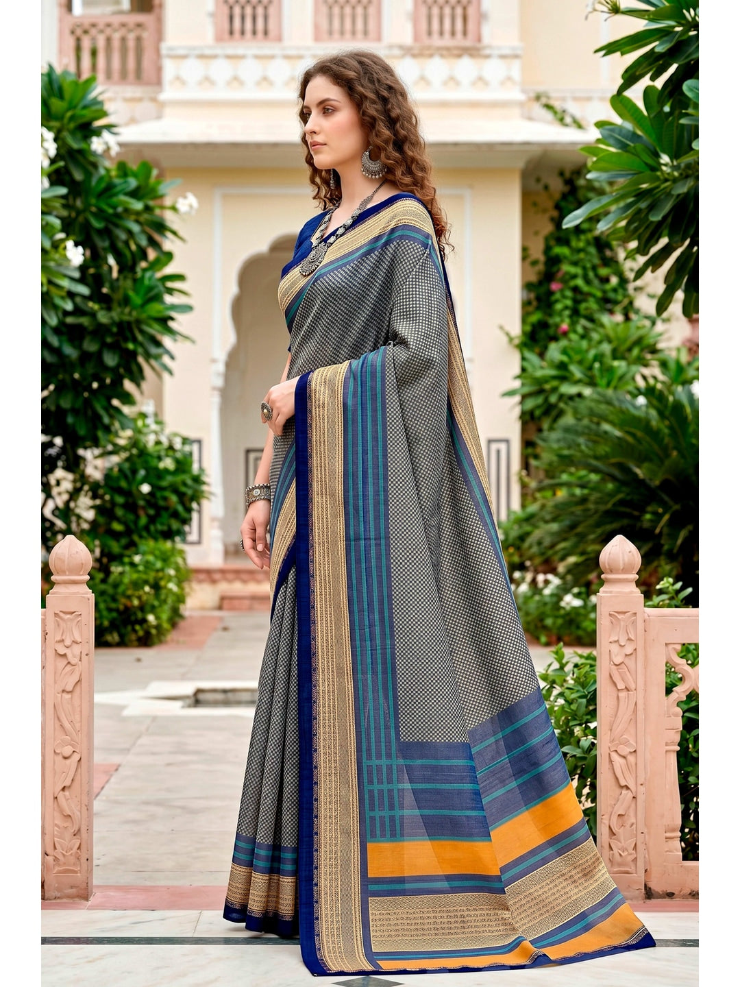 Peachmode Grey Cotton Blend Harshita Saree - Image 2