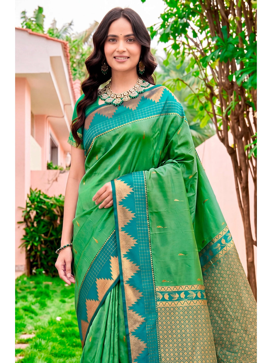 Peachmode Green Silk Blend Lichi Saree - Image 2