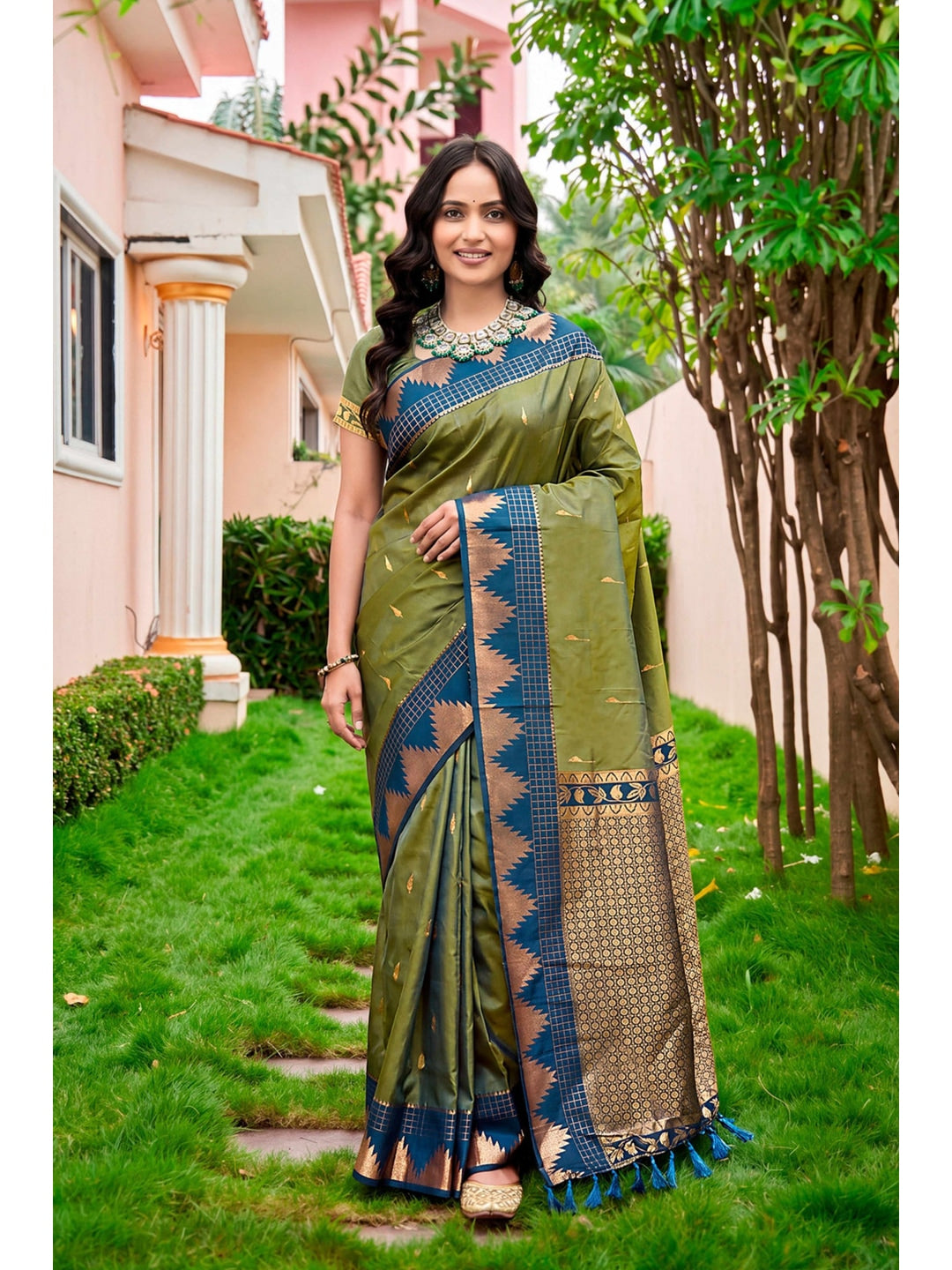 Peachmode Green Silk Blend Lichi Saree - Image 1