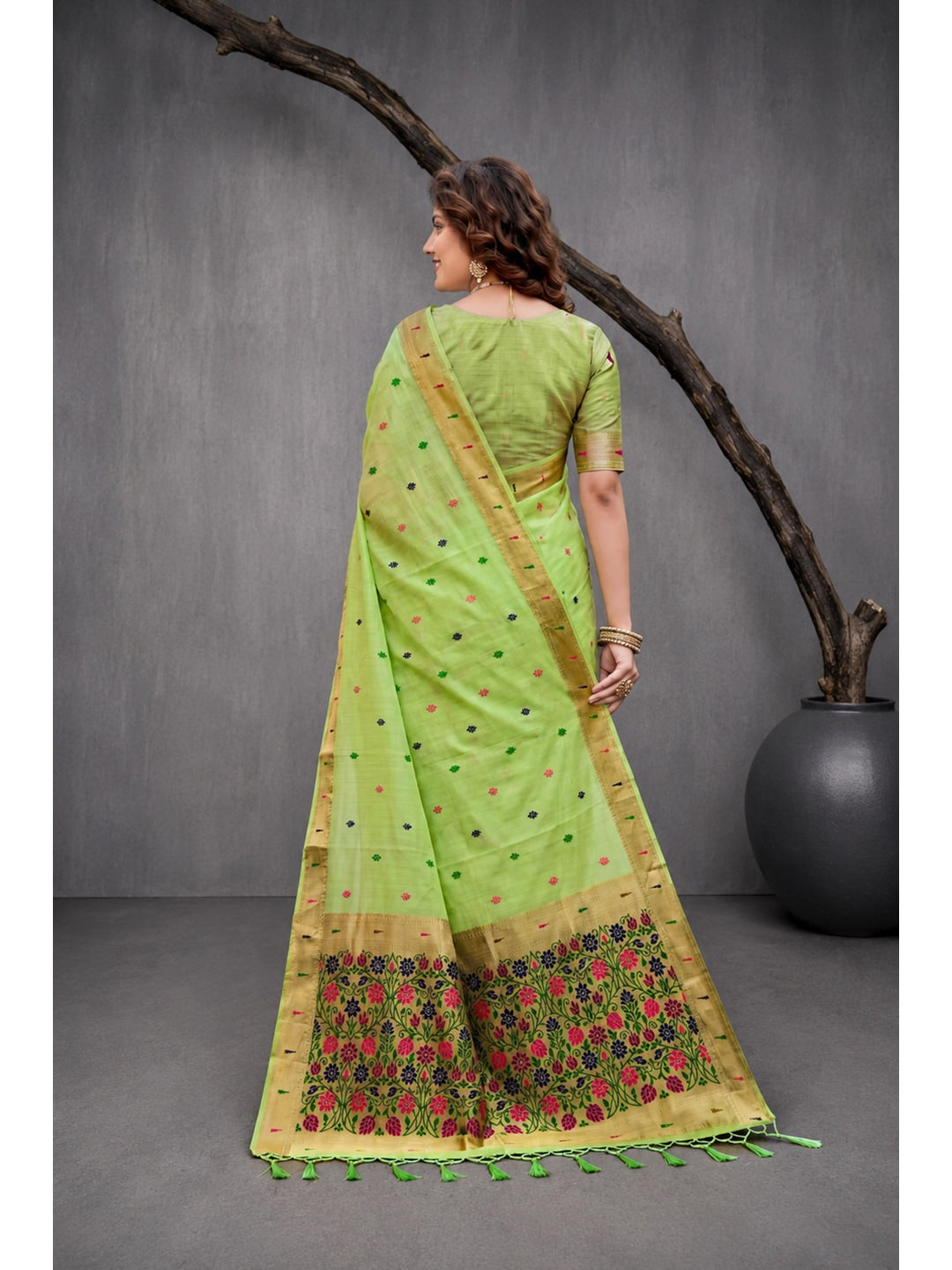 Peachmode Green Cotton Blend Rudrani Saree - Image 4