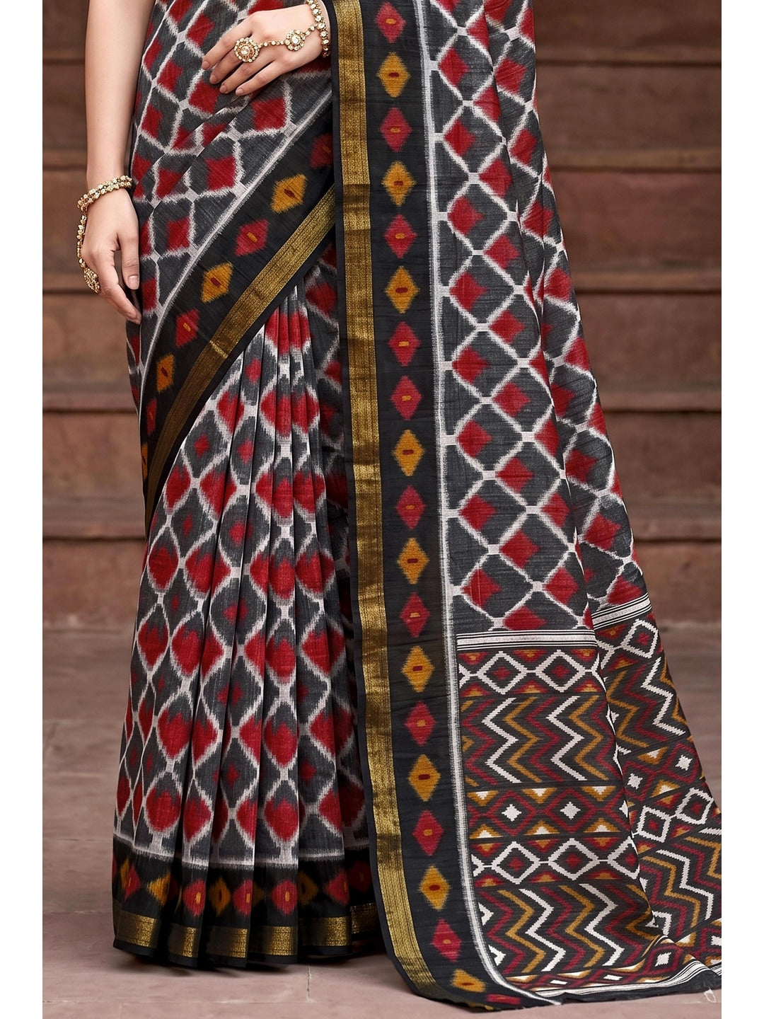 Peachmode Grey Georgette Saree - Image 6