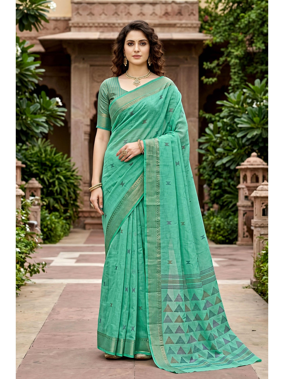 Peachmode Green Georgette Saree - Image 1