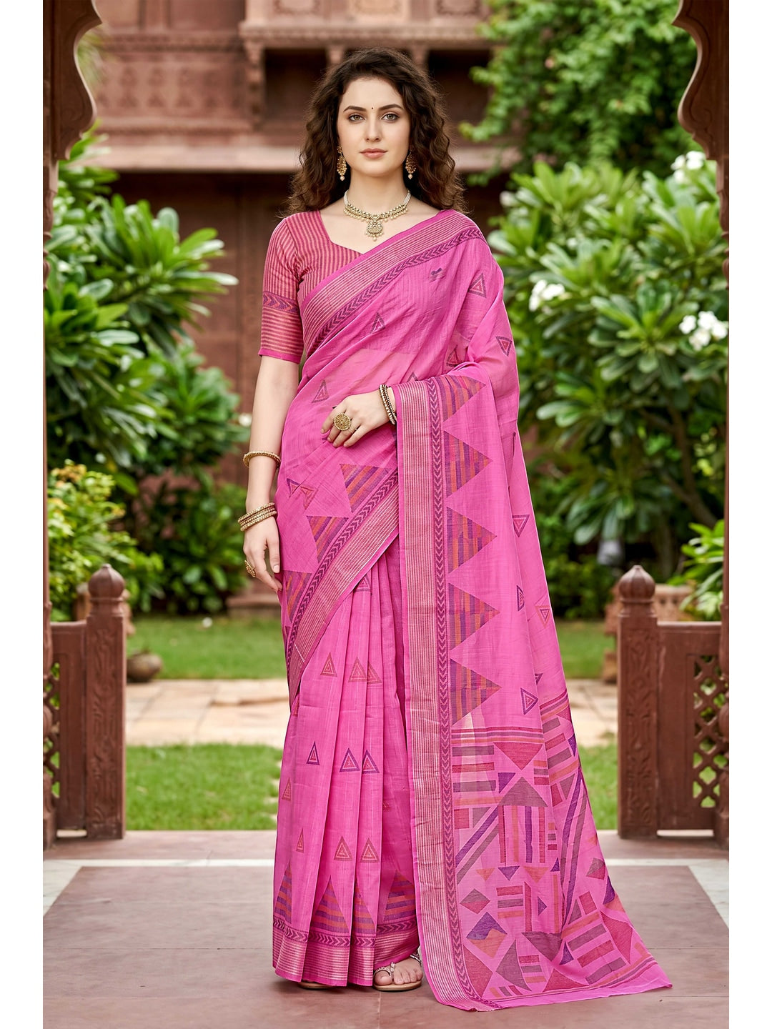 Peachmode Pink Georgette Saree - Image 1