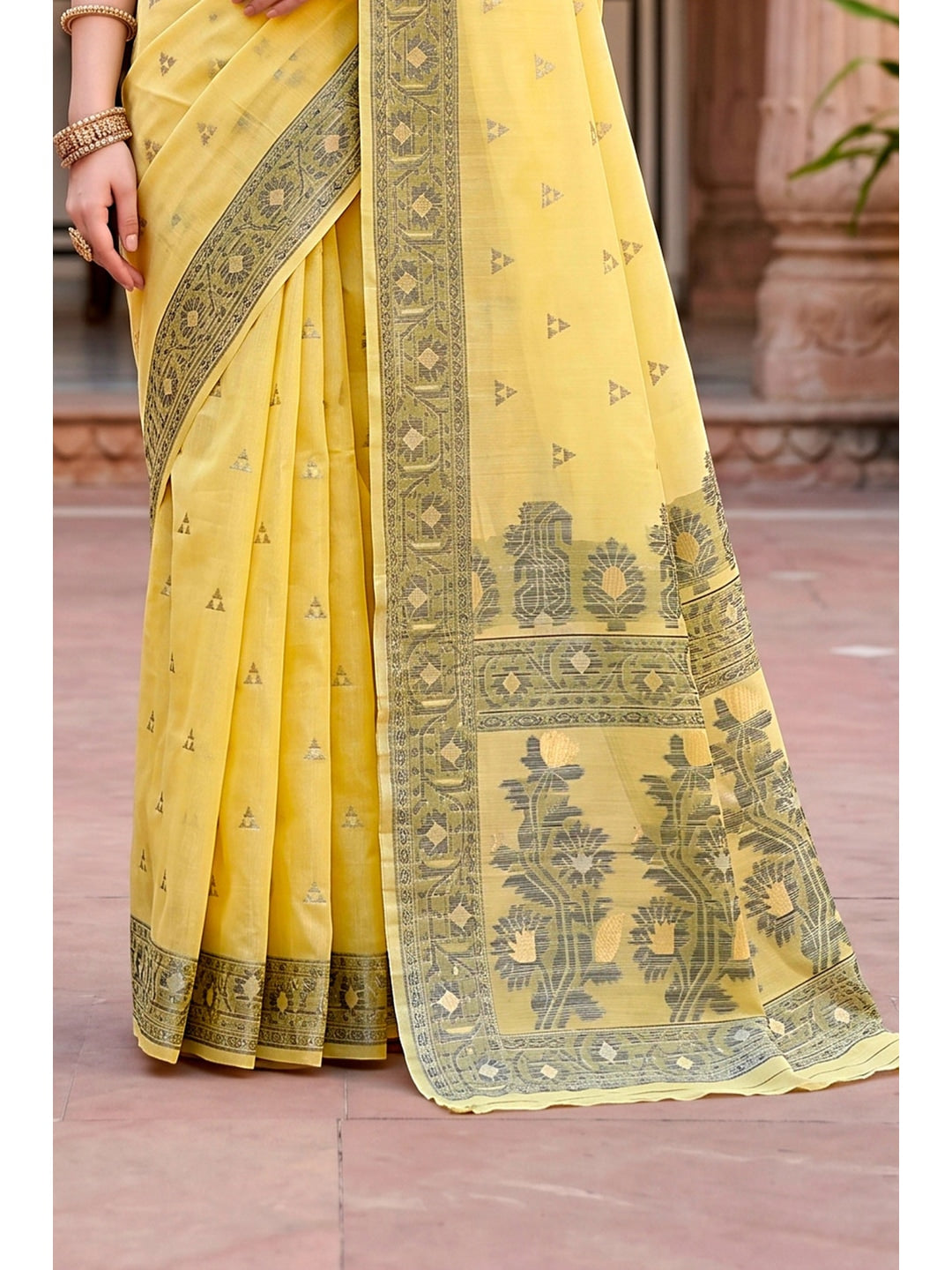 Peachmode Yellow Cotton Blend Urvi Cotton Saree - Image 4