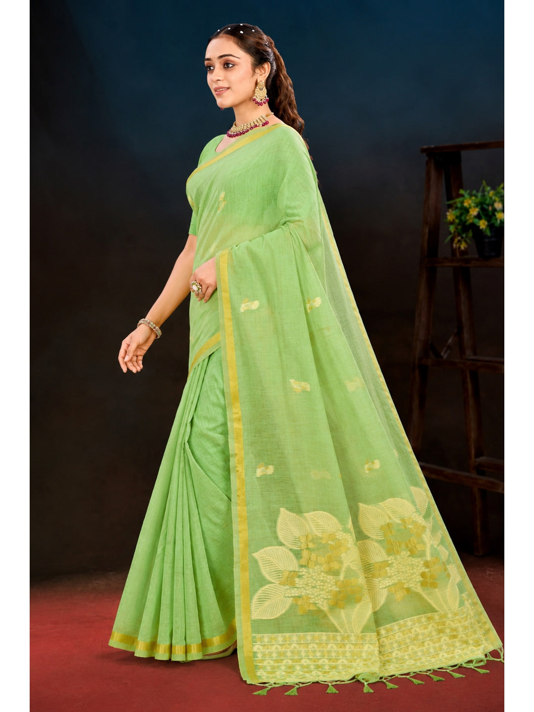 Peachmode Green Cotton Blend Varnika Cotton Saree - Image 2