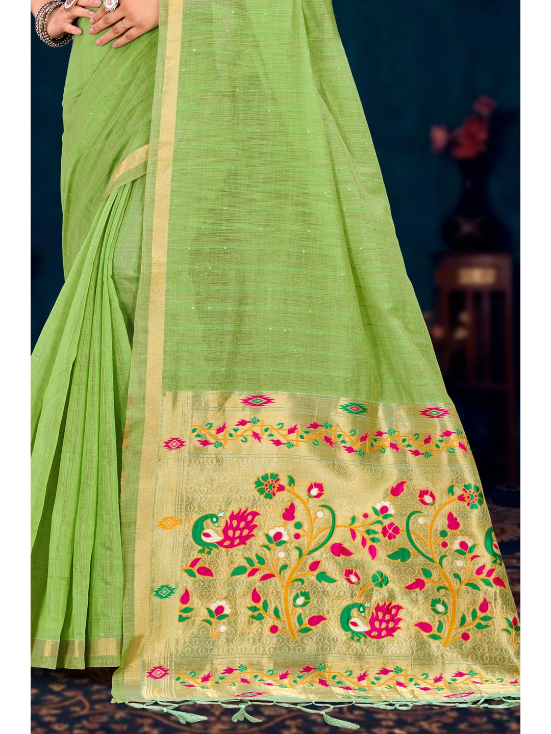 Peachmode Green Cotton Blend Varnika Cotton Saree - Image 3