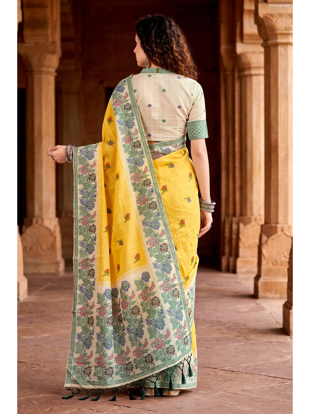 Peachmode Yellow Cotton Blend Vasundhara Saree - Image 4