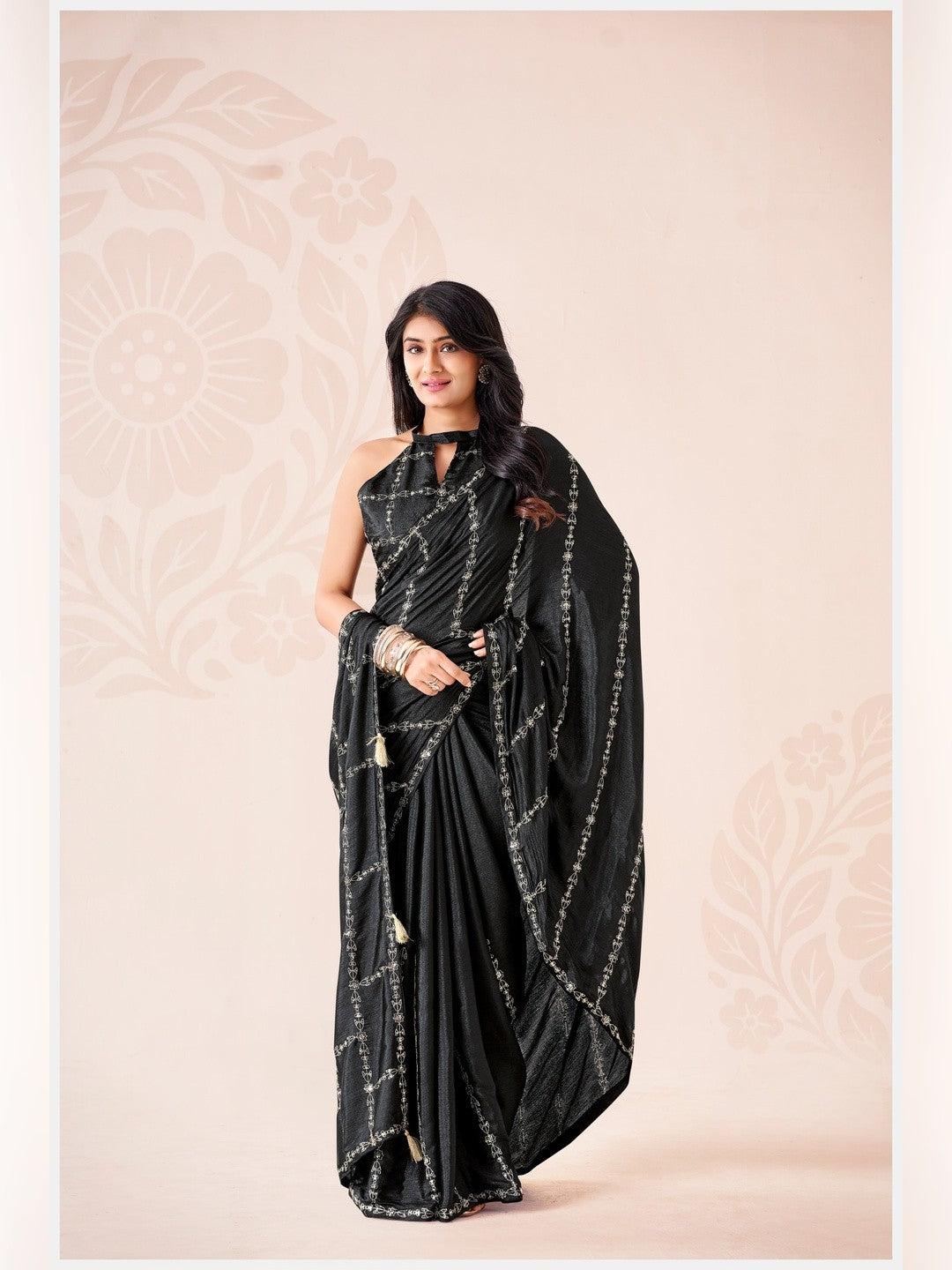 Peachmode Black Pratima Embroidered Saree - Image 3