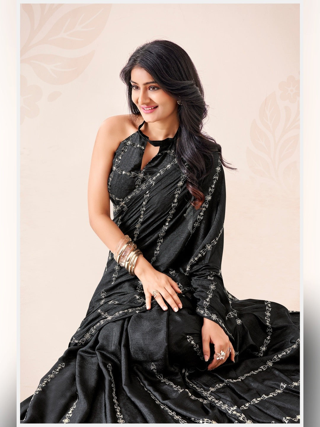 Peachmode Black Pratima Embroidered Saree - Image 5