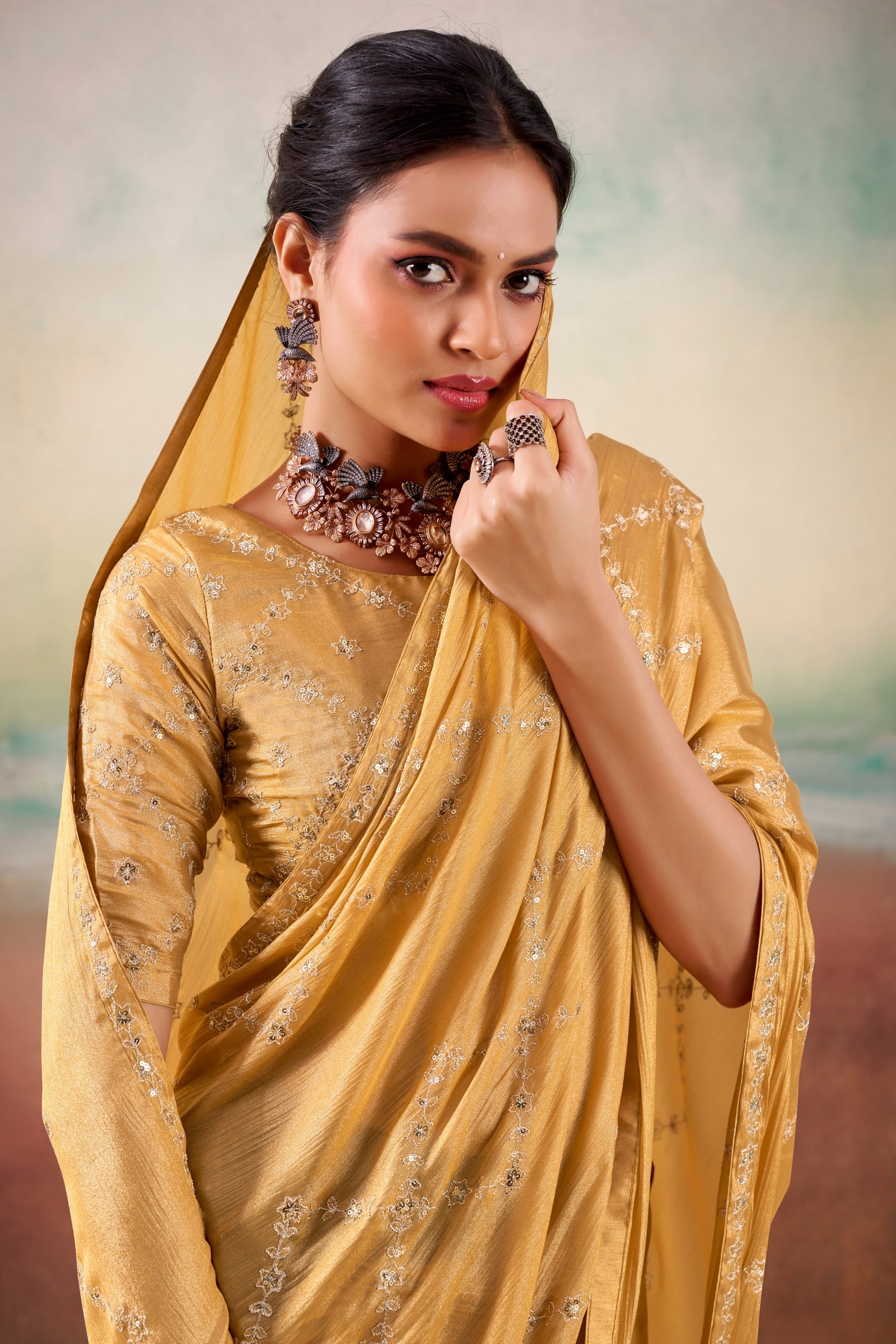 Peachmode Gold Parinay Embroidered Saree - Image 4