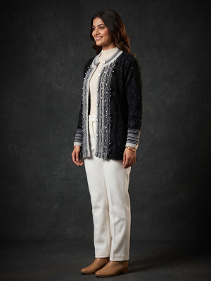 Elegant Black Woven Woolen Cardigan with Straight Cut Design for Winter Layering - Image 2