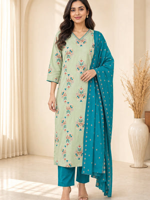 Green Cotton Floral Printed Salwar Suit Set - Image 2