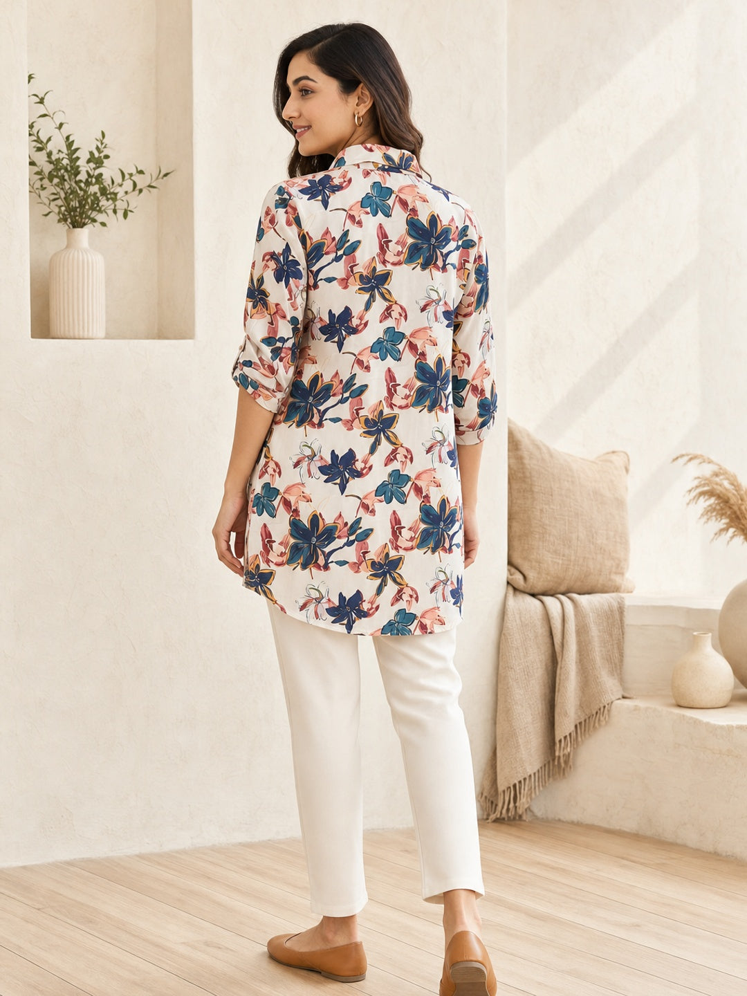 Off White Crepe Floral Printed Top - Image 4
