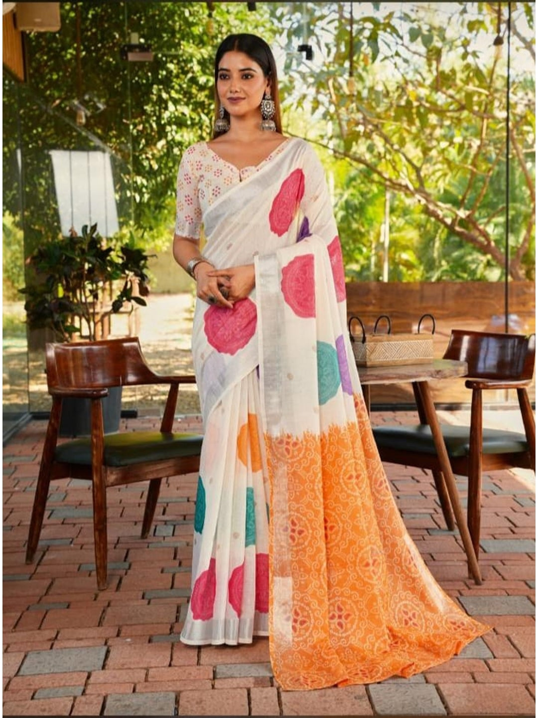 Peachmode Multicolor Linen Abstract Printed Saree - Image 1