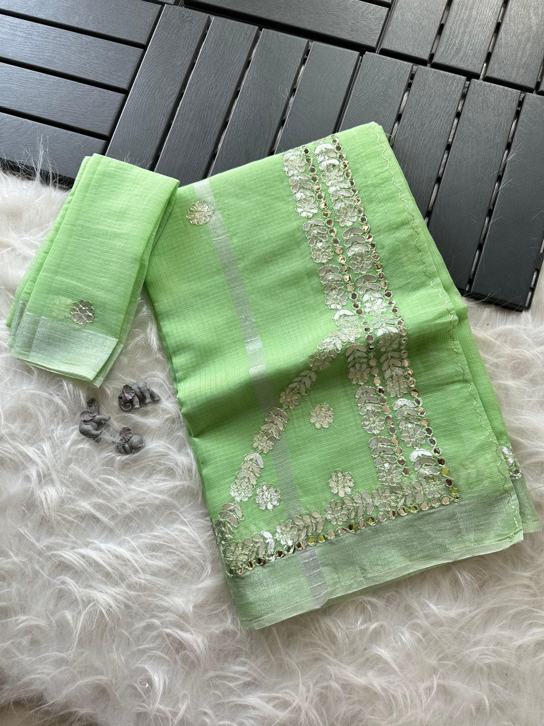 Peachmode Green Kota Doriya Gota Patti Saree - Image 2