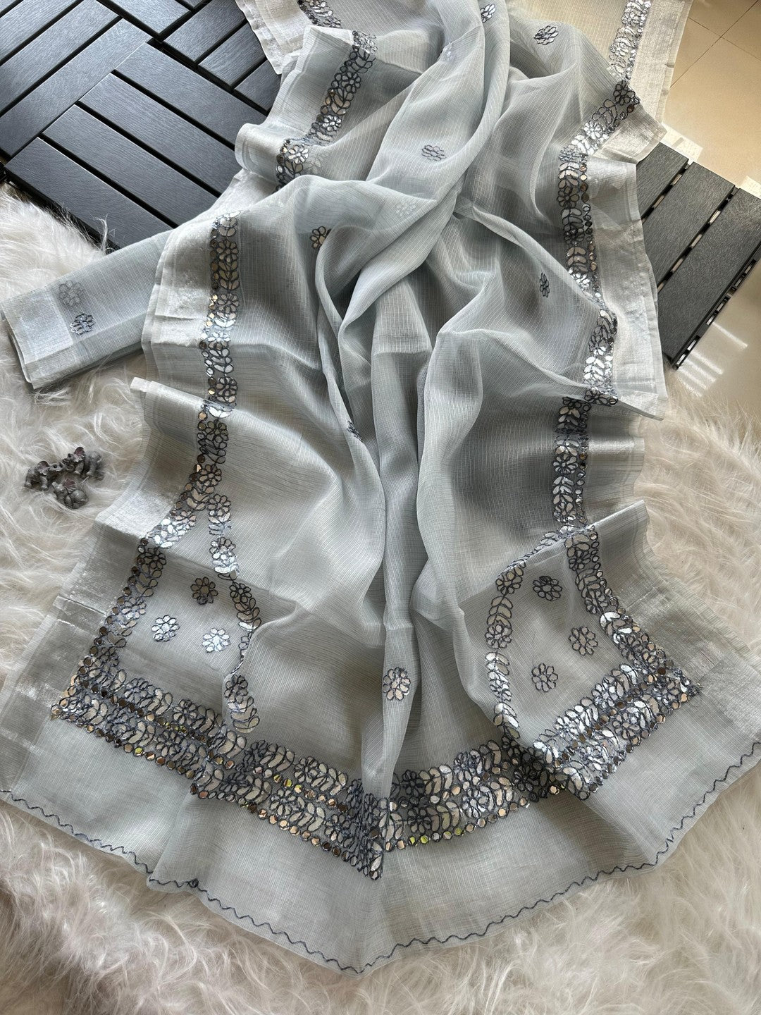 Peachmode Grey Kota Doriya Gota Patti Saree - Image 4
