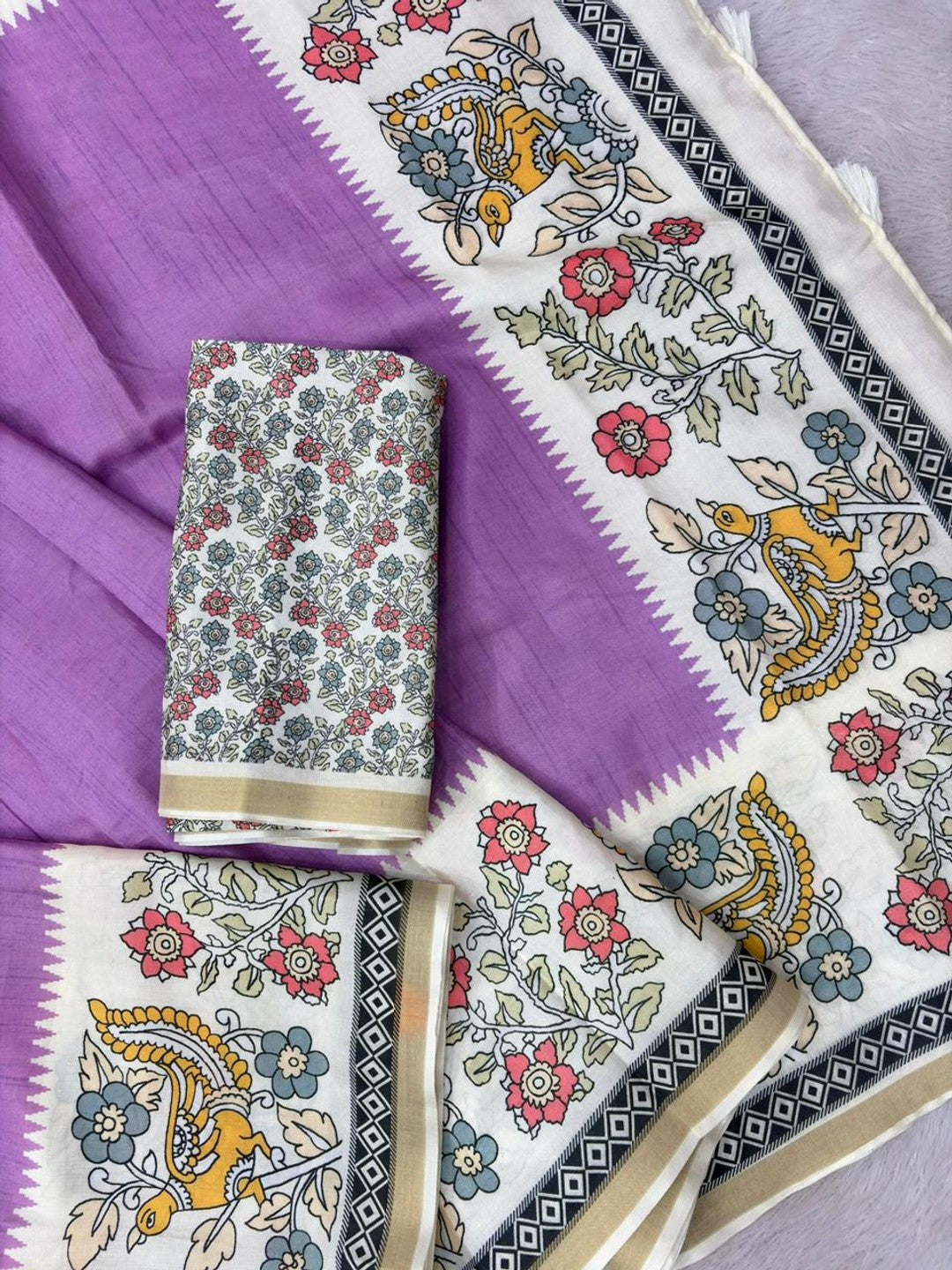 Peachmode Lavender Malai Cotton Fancy Digital Print Saree - Image 5