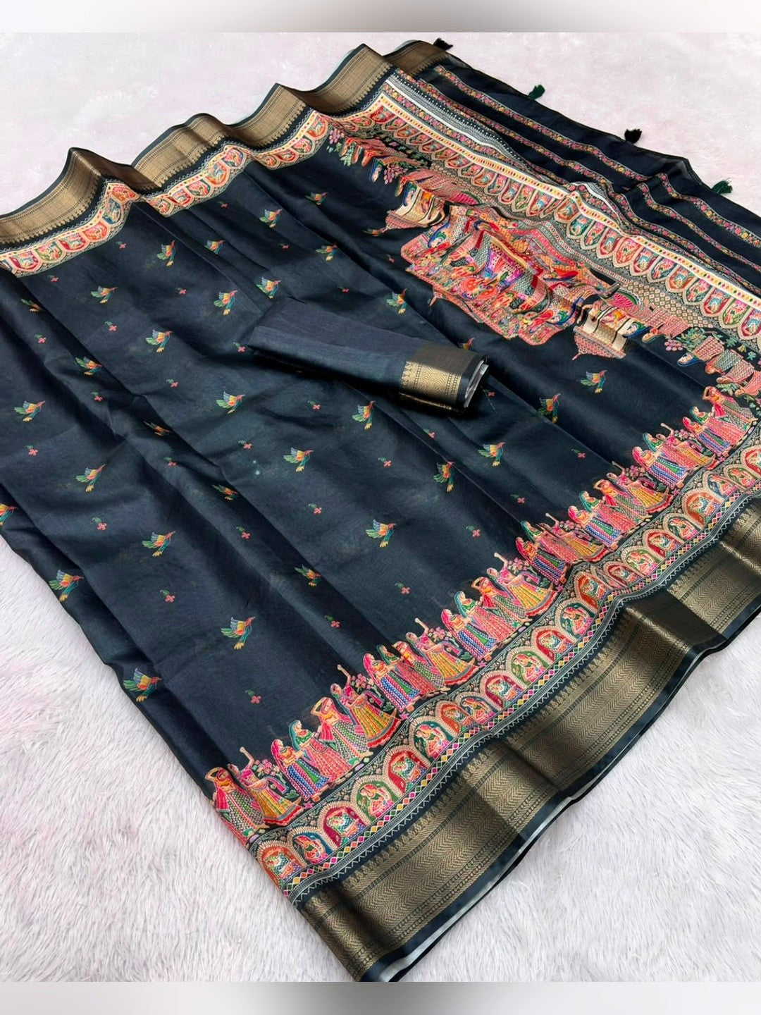 Peachmode Black Dola Silk Position Digital Print Saree - Image 5