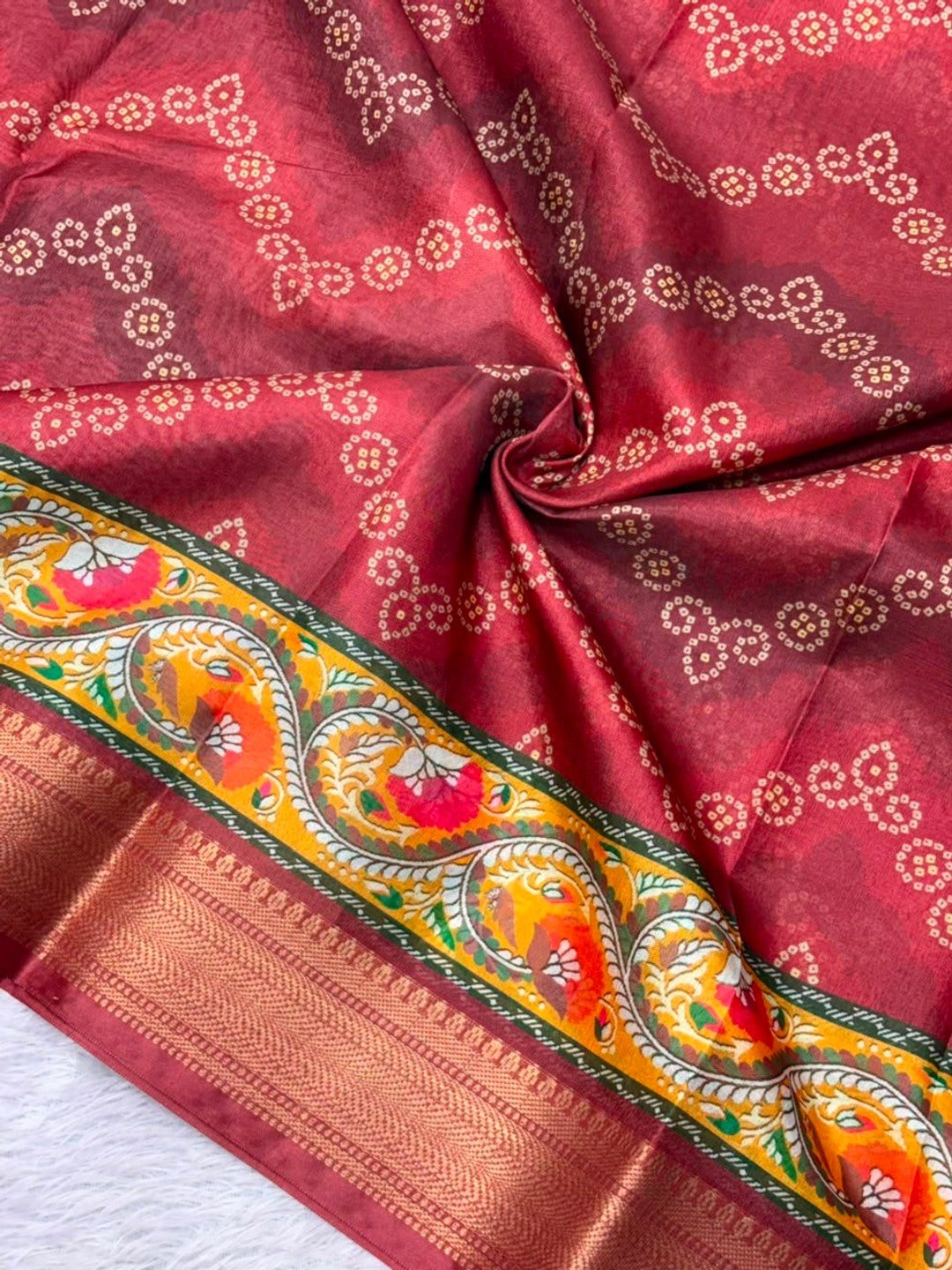 Peachmode Maroon Dola Silk Position Digital Print Saree - Image 5
