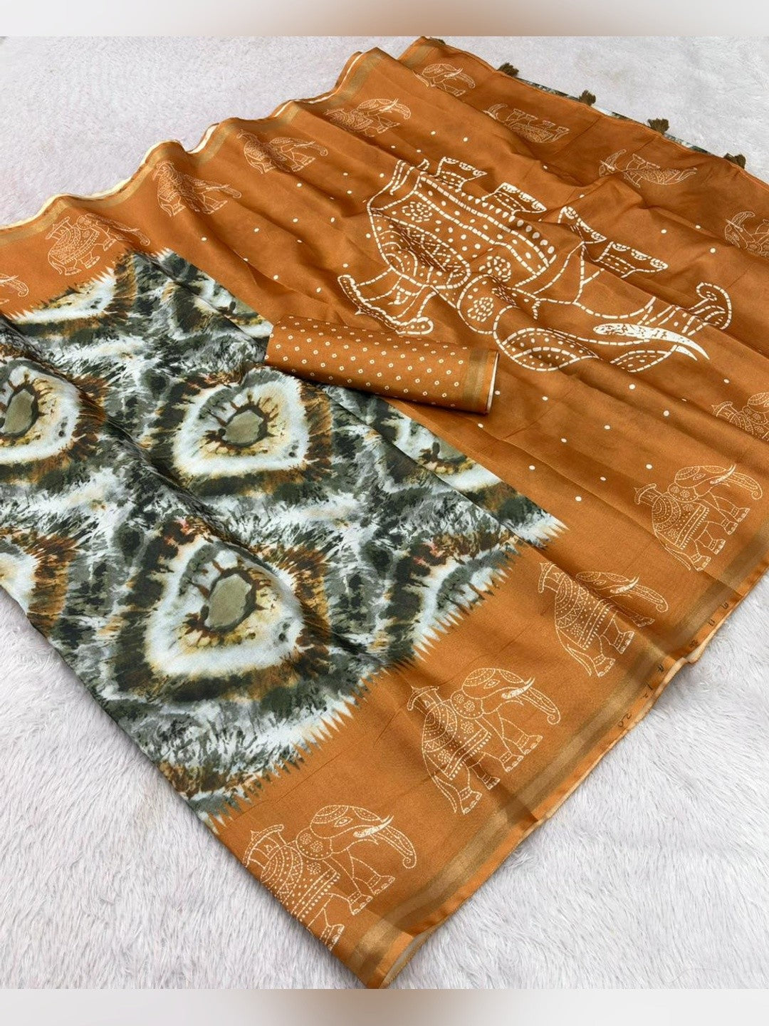 Peachmode Mustard Malai Cotton Fancy Digital Print Saree - Image 5