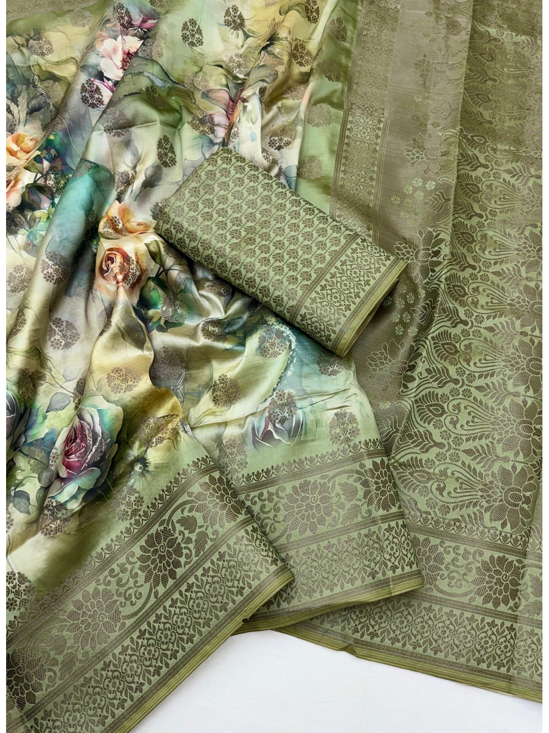 Peachmode Olive Floral Printed Woven Art Silk Saree - Image 3