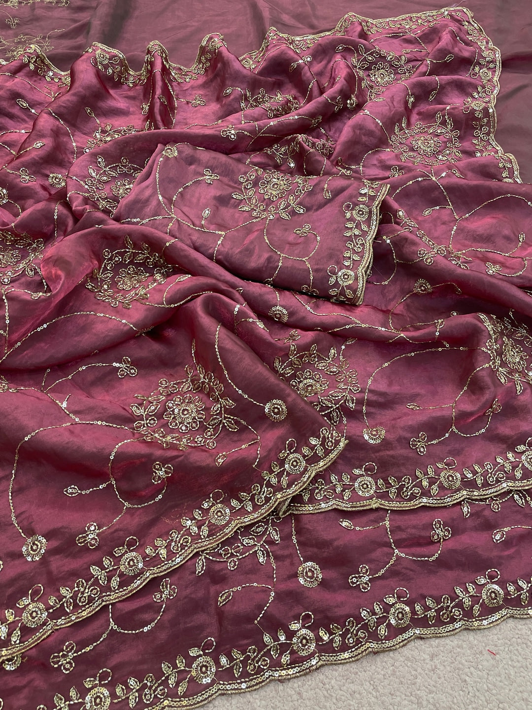 Peachmode Dusty Pink Embroidered Fendy Satin Silk Saree - Image 5