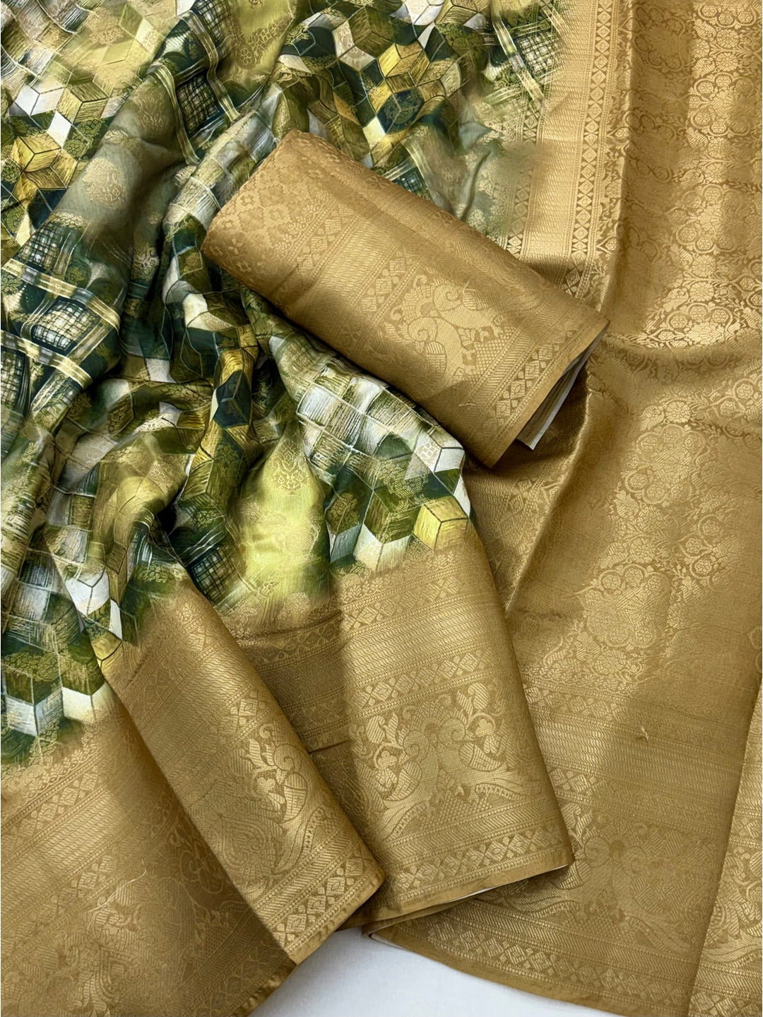 Peachmode Gold Geometric Printed Woven Art Silk Saree - Image 2