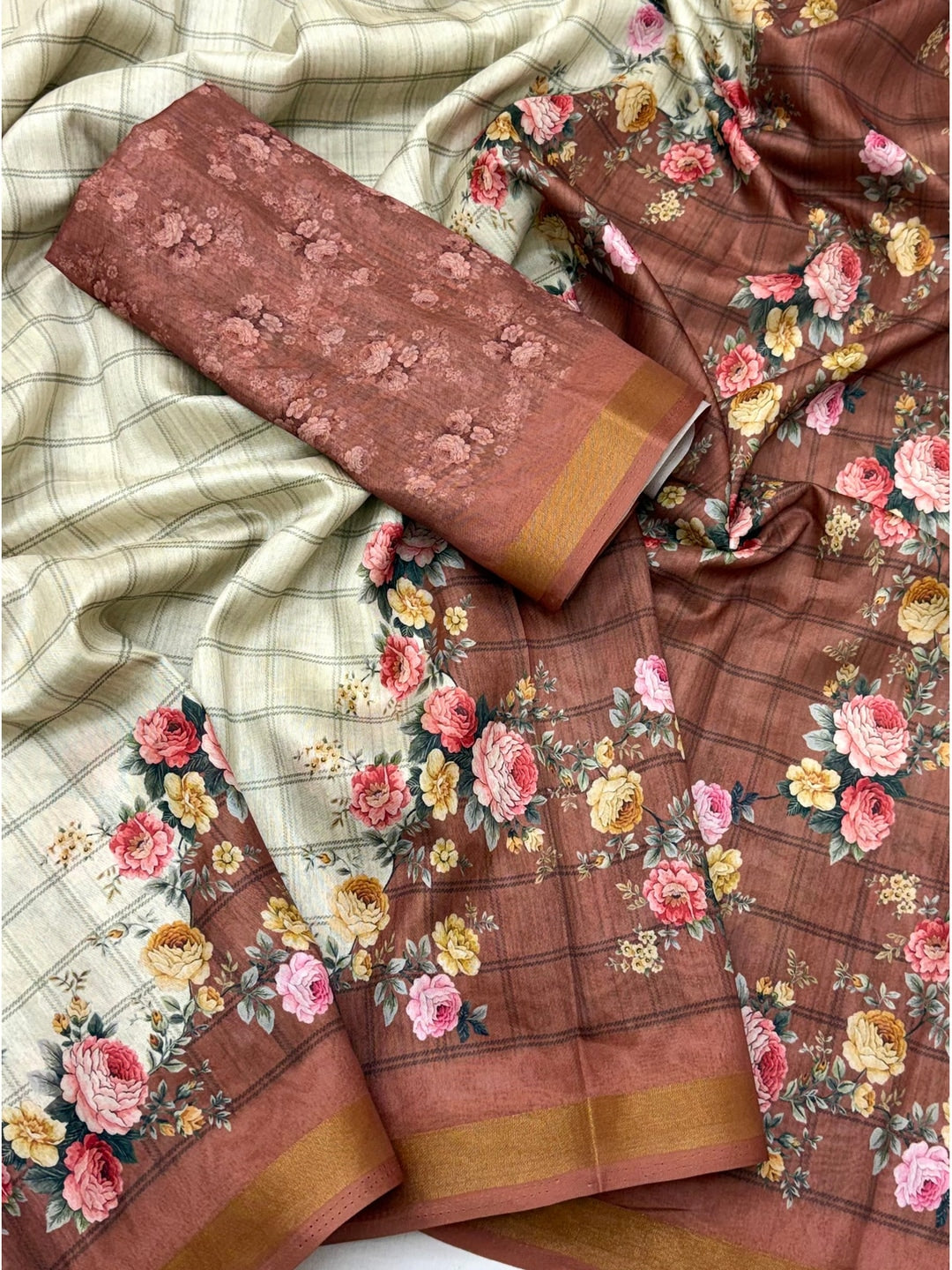 Peachmode Rust Floral Printed Cotton Silk Saree - Image 4