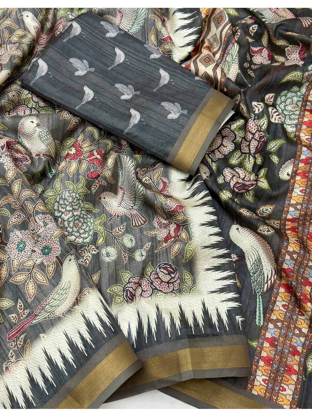 Peachmode Olive Botanical Printed Silk Blend Saree - Image 4