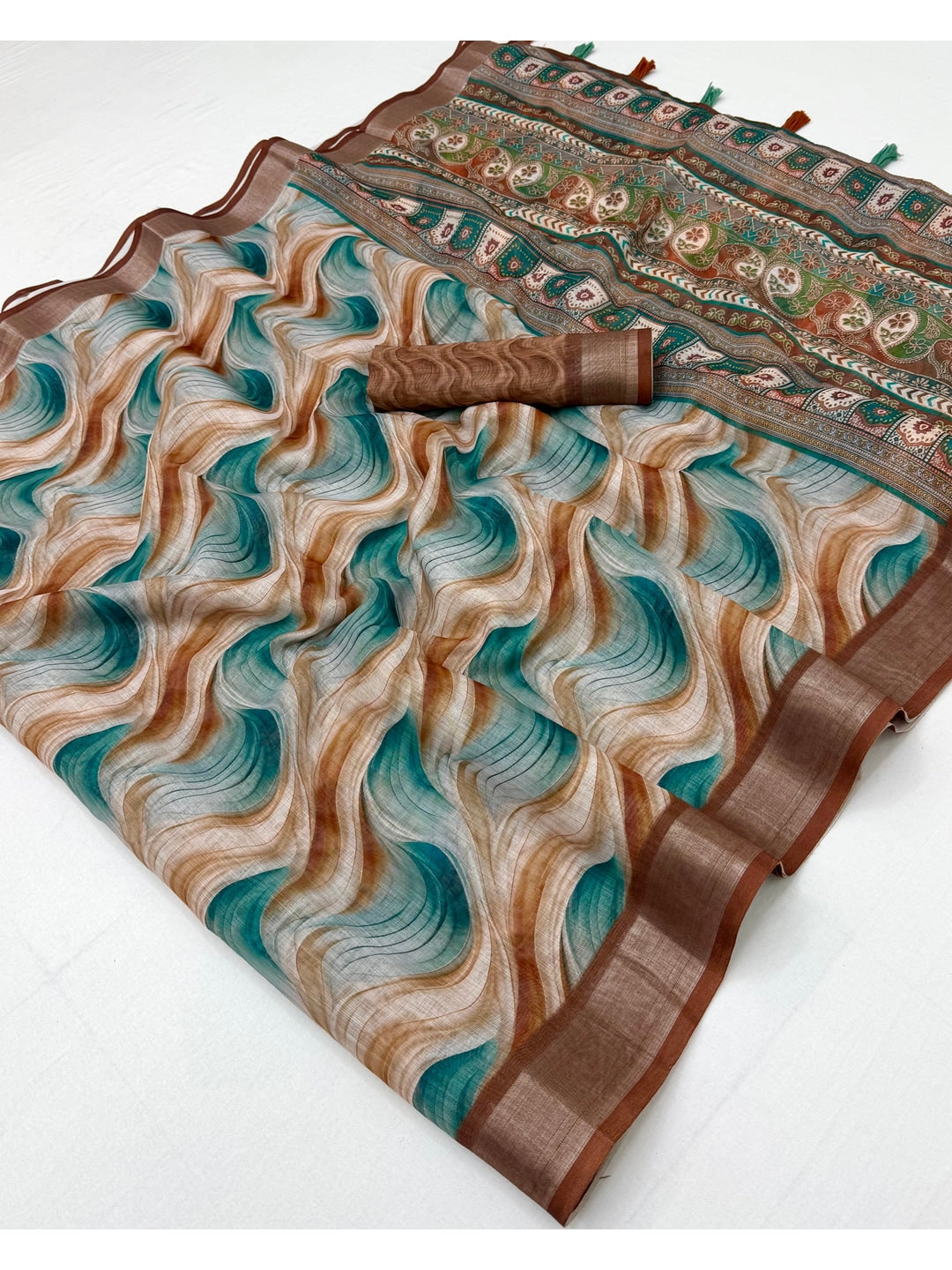 Peachmode Brown Teal Abstract Printed Linen Saree - Image 3