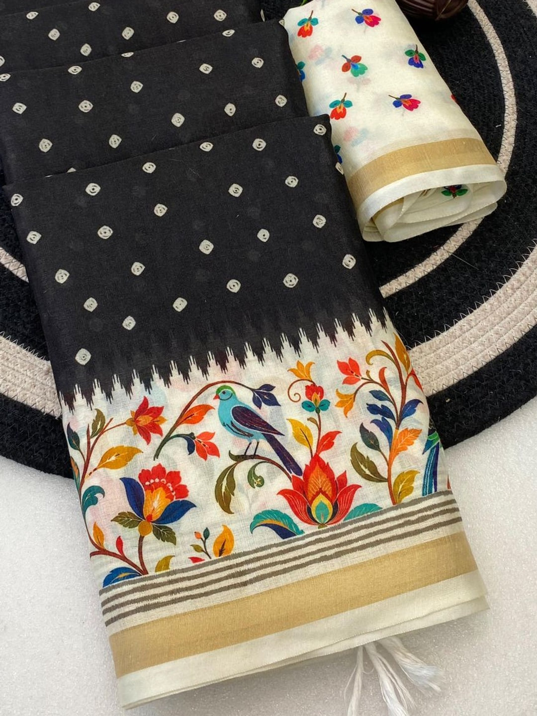 Peachmode Black Ikkat Border Mulmul Cotton Saree - Image 5