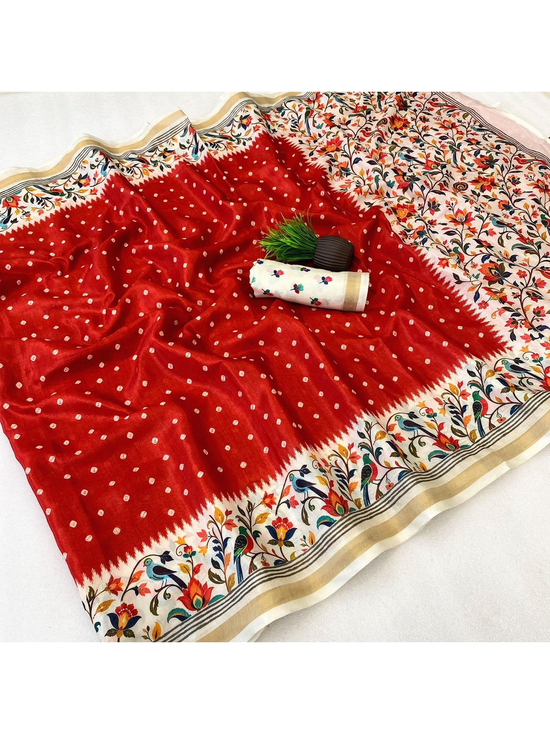 Peachmode Red Ikkat Border Mulmul Cotton Saree - Image 3