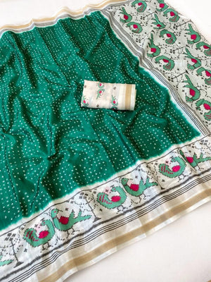 Peachmode Green Ikkat Bandhni Mulmul Cotton Saree - Image 2