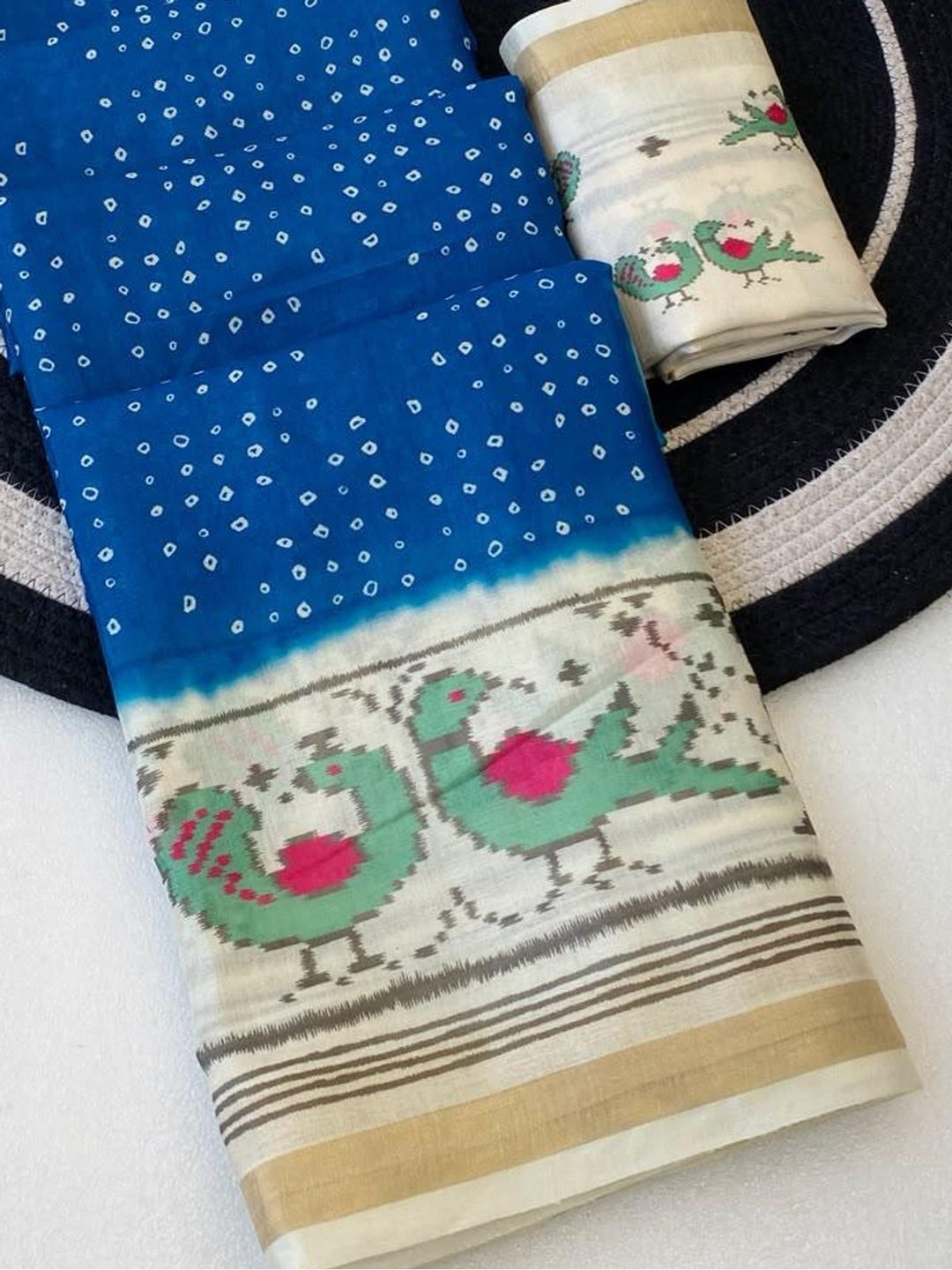 Peachmode Blue Ikkat Bandhni Mulmul Cotton Saree - Image 4