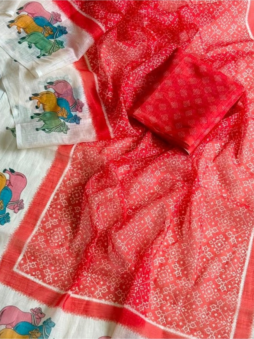 Peachmode Red Pichwai Printed Linen Saree - Image 4