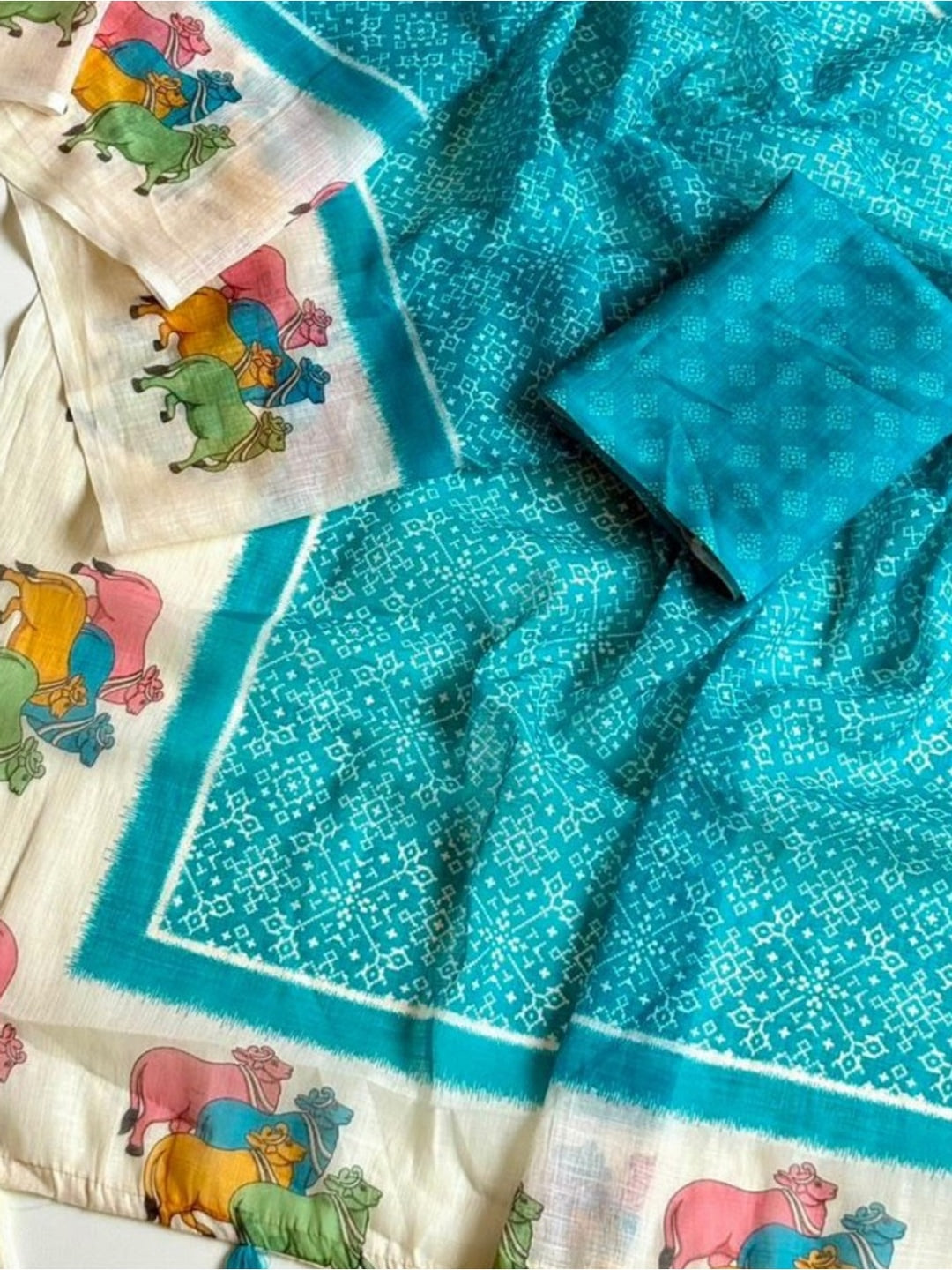 Peachmode Teal Pichwai Printed Linen Saree - Image 5