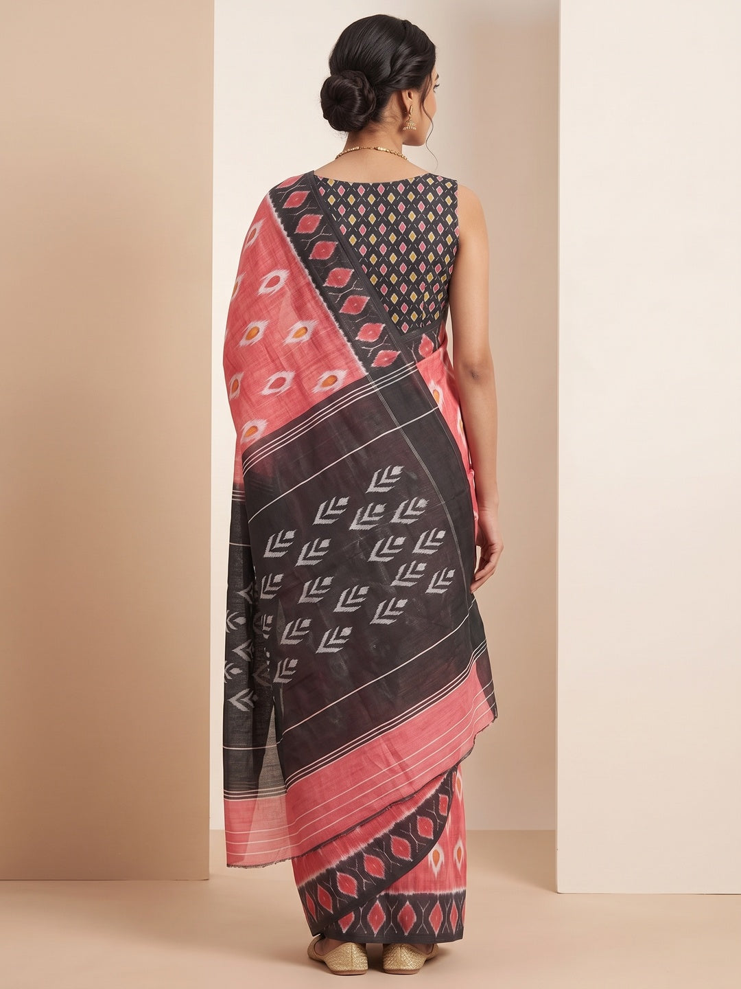 Gajri Pink Ikkat Printed Linen Saree - Image 2