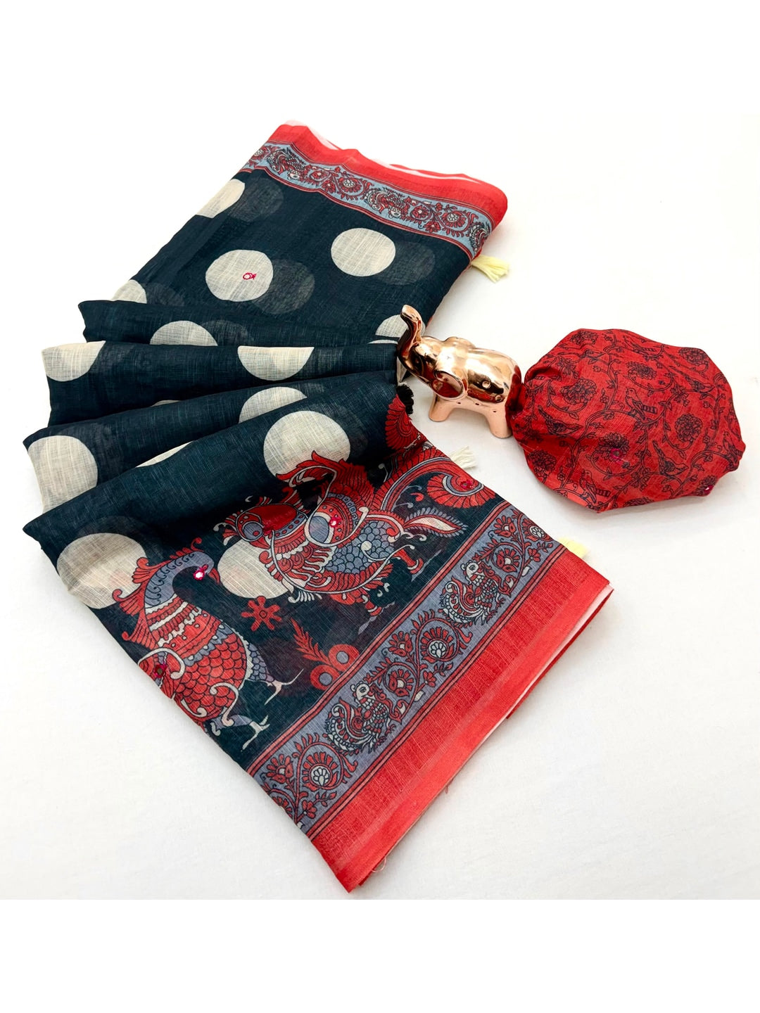 Peachmode Black Red Digital Printed Linen Cotton Saree - Image 3
