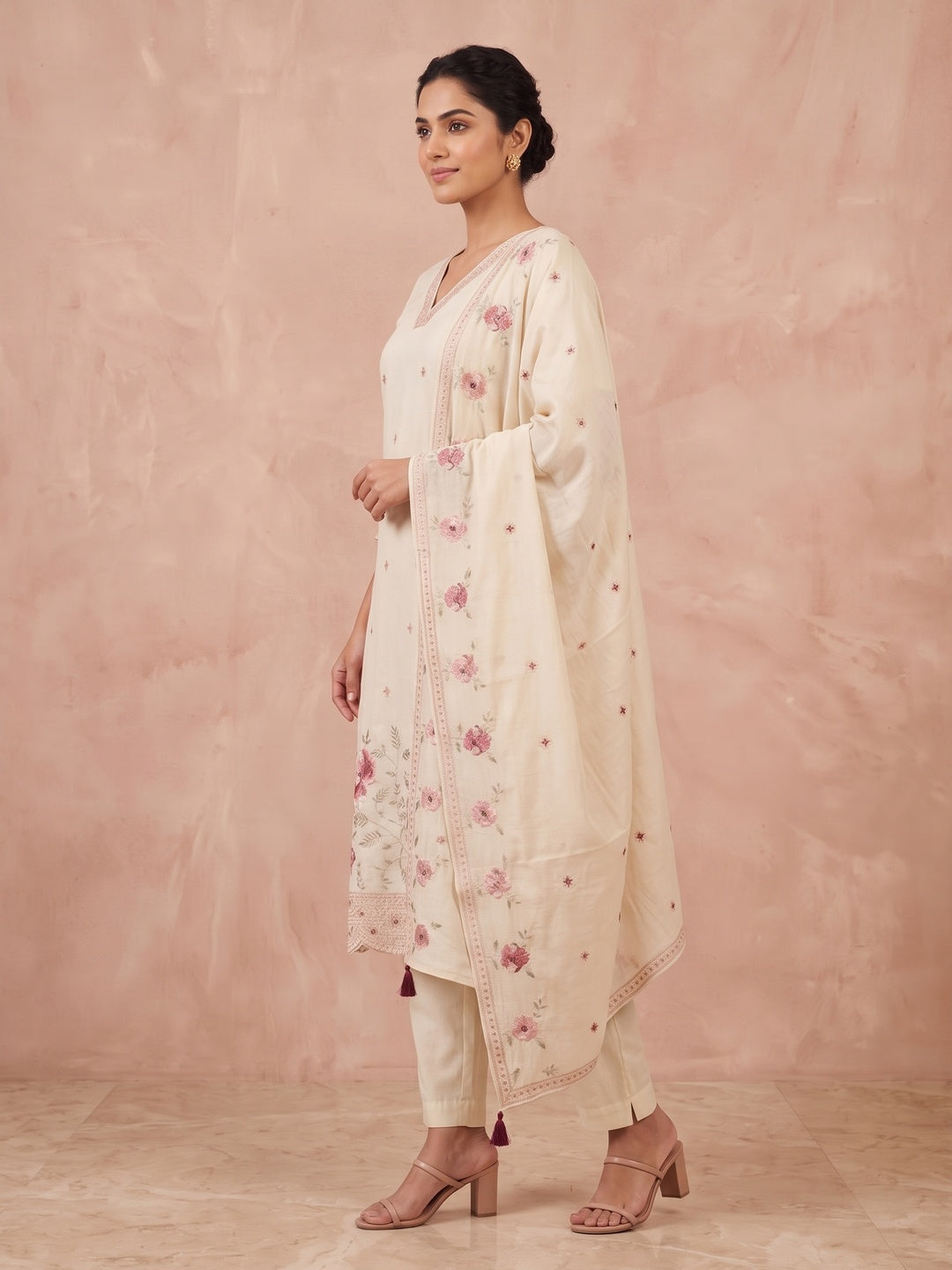 Off White Viscose Blend Embroidered Salwar Suit Set - Image 2