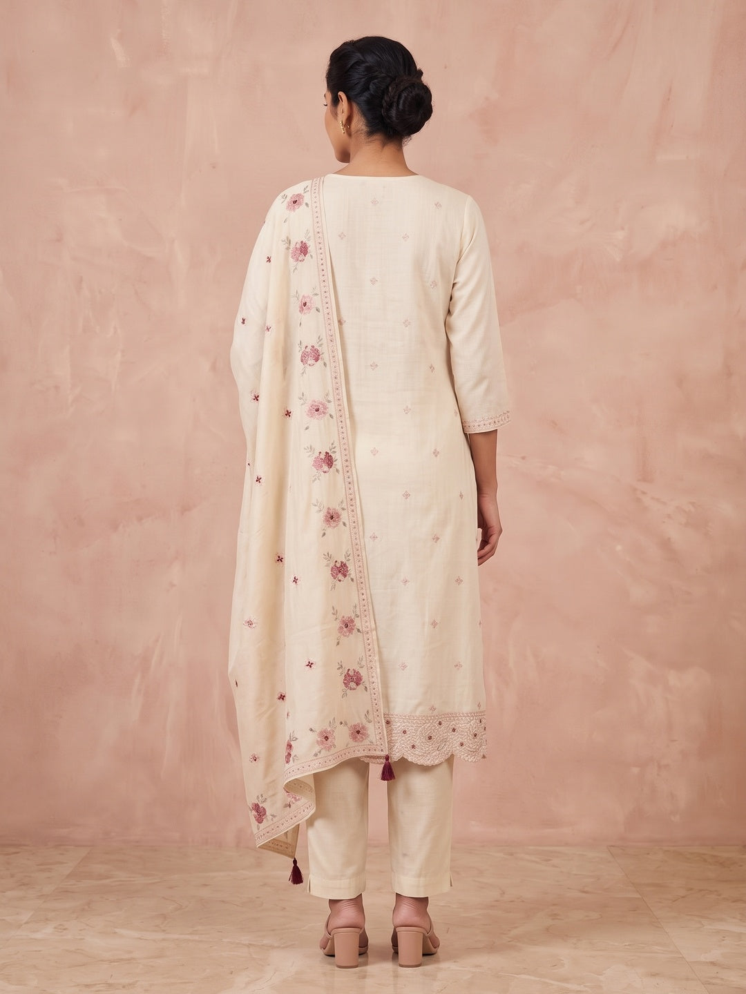 Off White Viscose Blend Embroidered Salwar Suit Set - Image 5