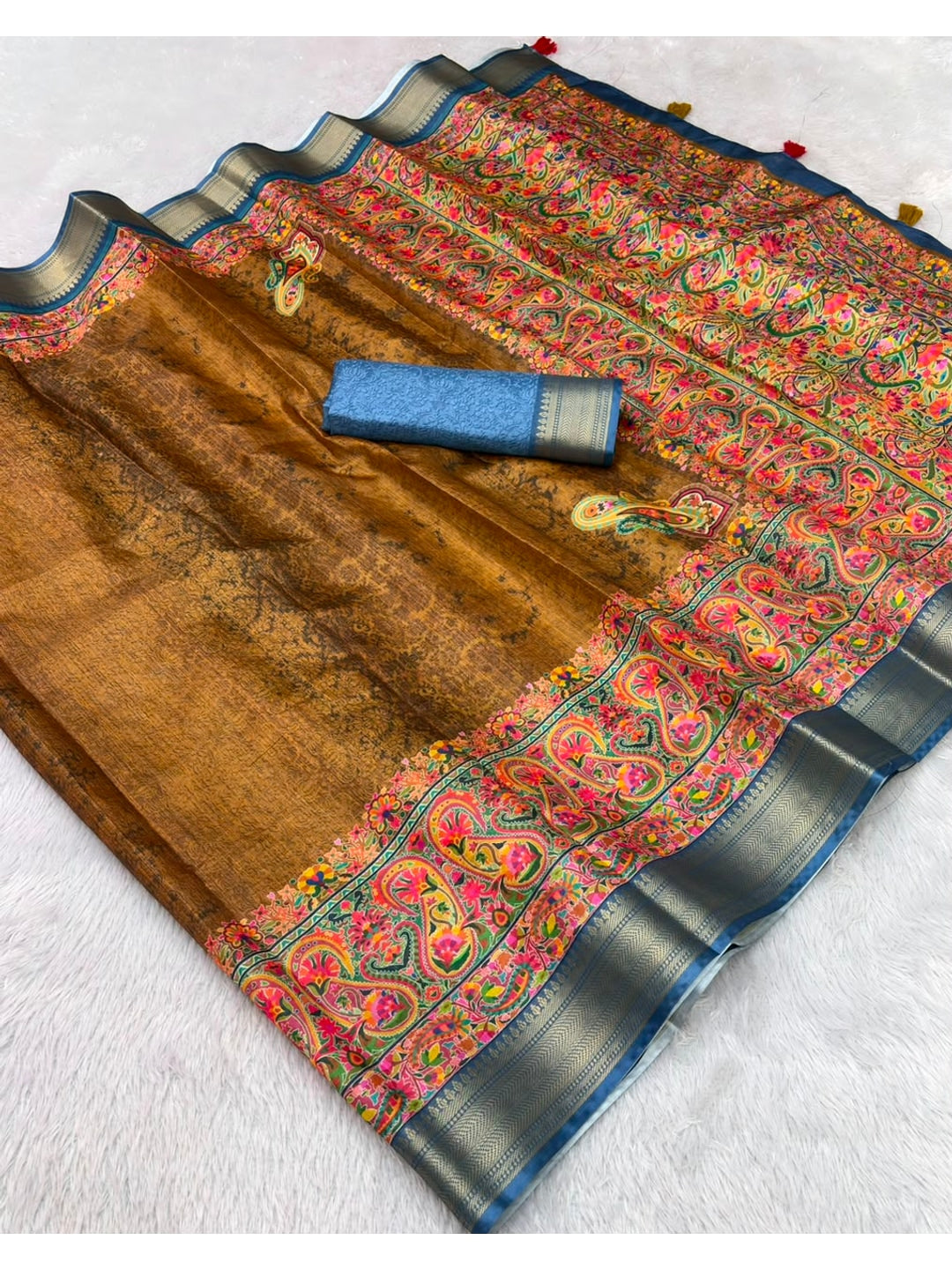 Peachmode Brown Dola Silk Position Digital Print Saree - Image 5