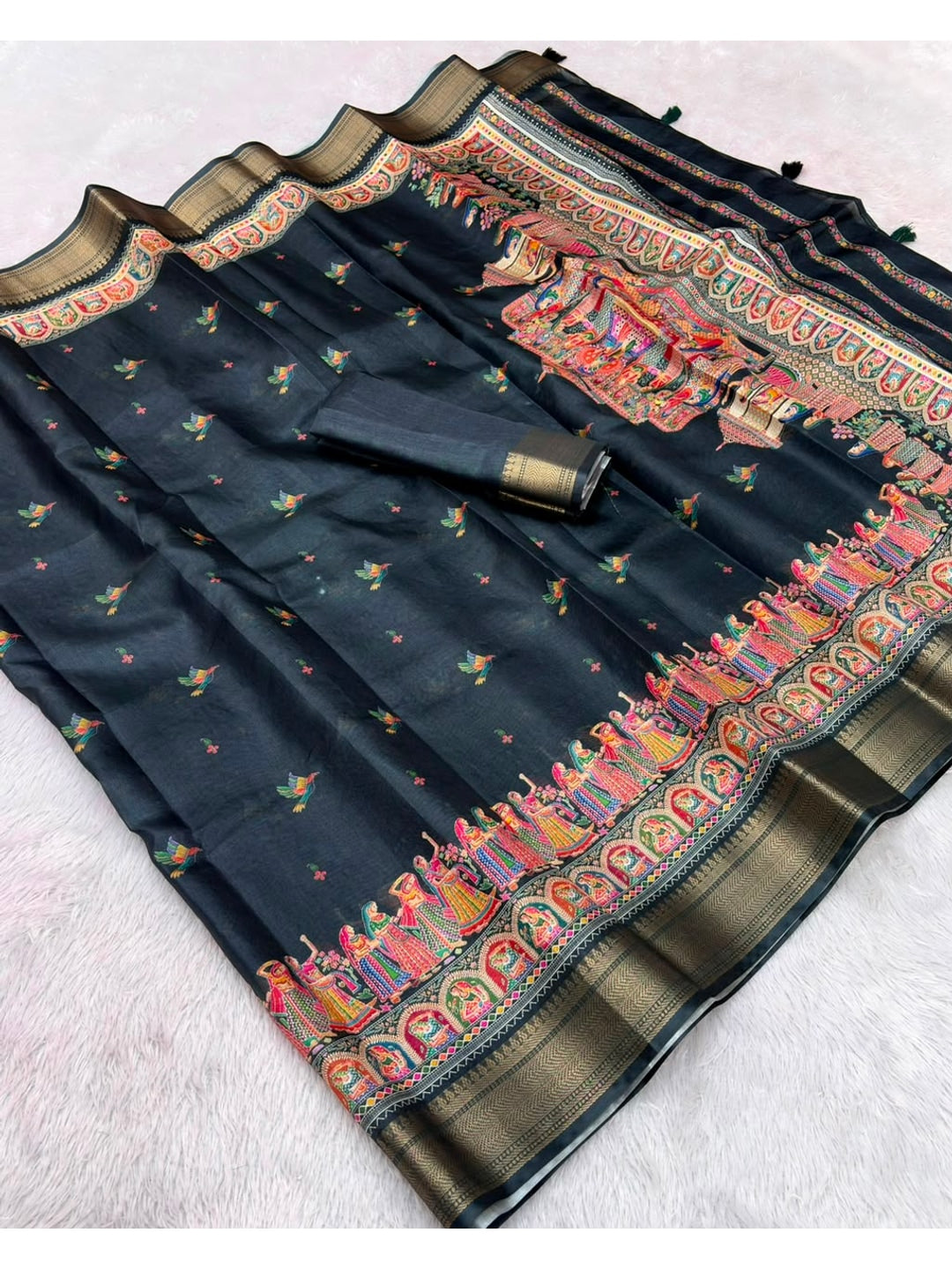 Peachmode Black Dola Silk Position Digital Print Saree - Image 5