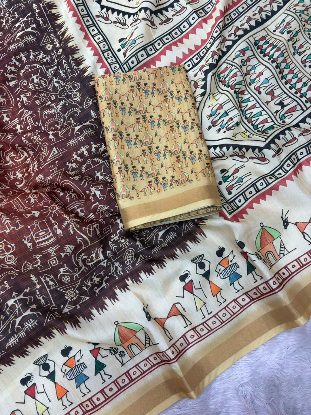 Peachmode Brown Cotton Blend Warli Digital Print Saree - Image 5